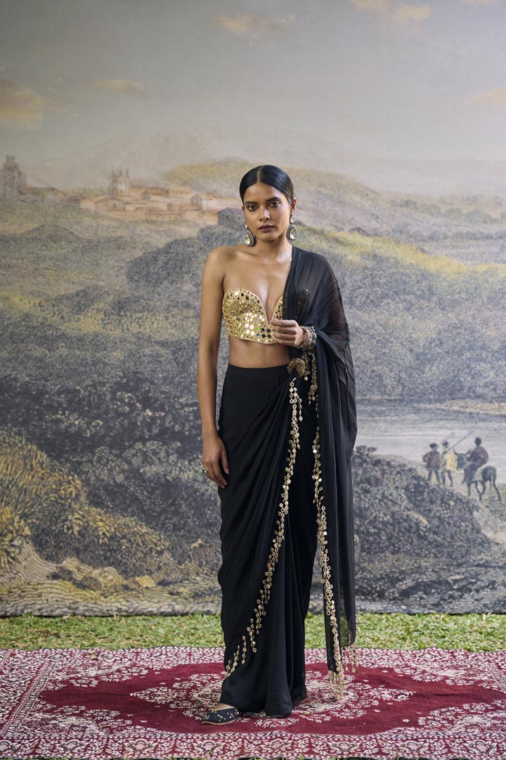 Shyama Mirror Pre-Draped Saree Set