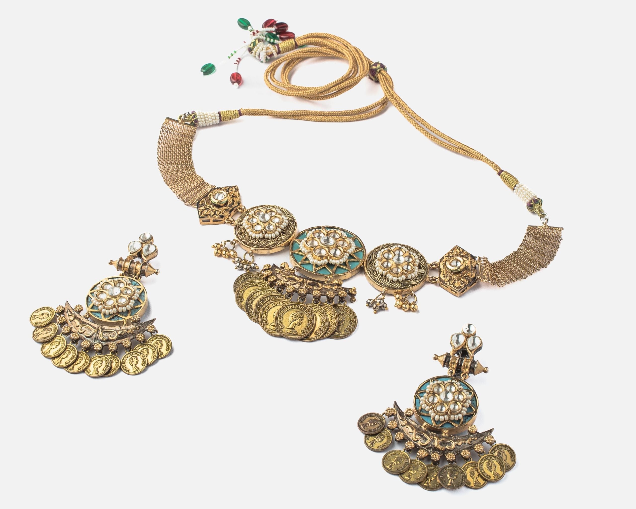 vivinia BY VIDHI MEHRA Saadgi Gold Plated Womens Temple Choker Necklace Set with Pair of Earrings (Freesize)