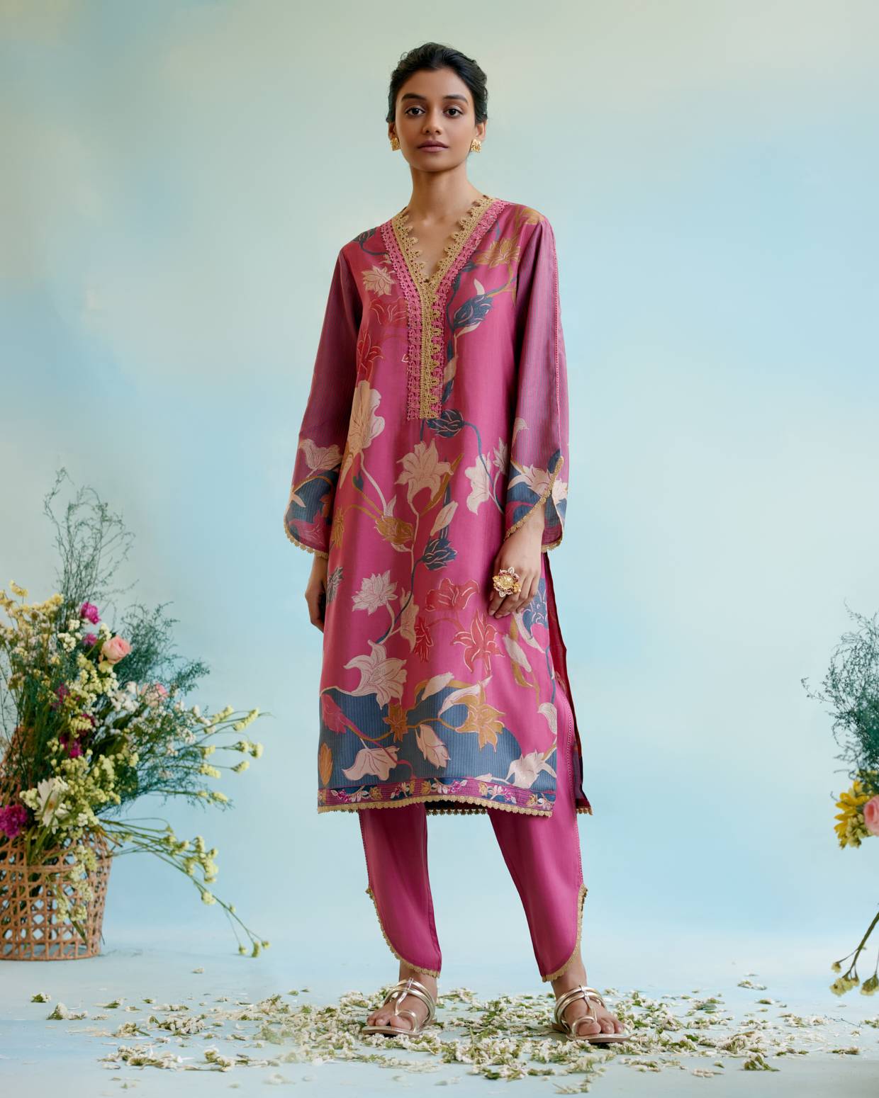 Image of Orchid Pnk Printer Kurta with 
delicate lace detailing with Tulip Pants and Dupatta