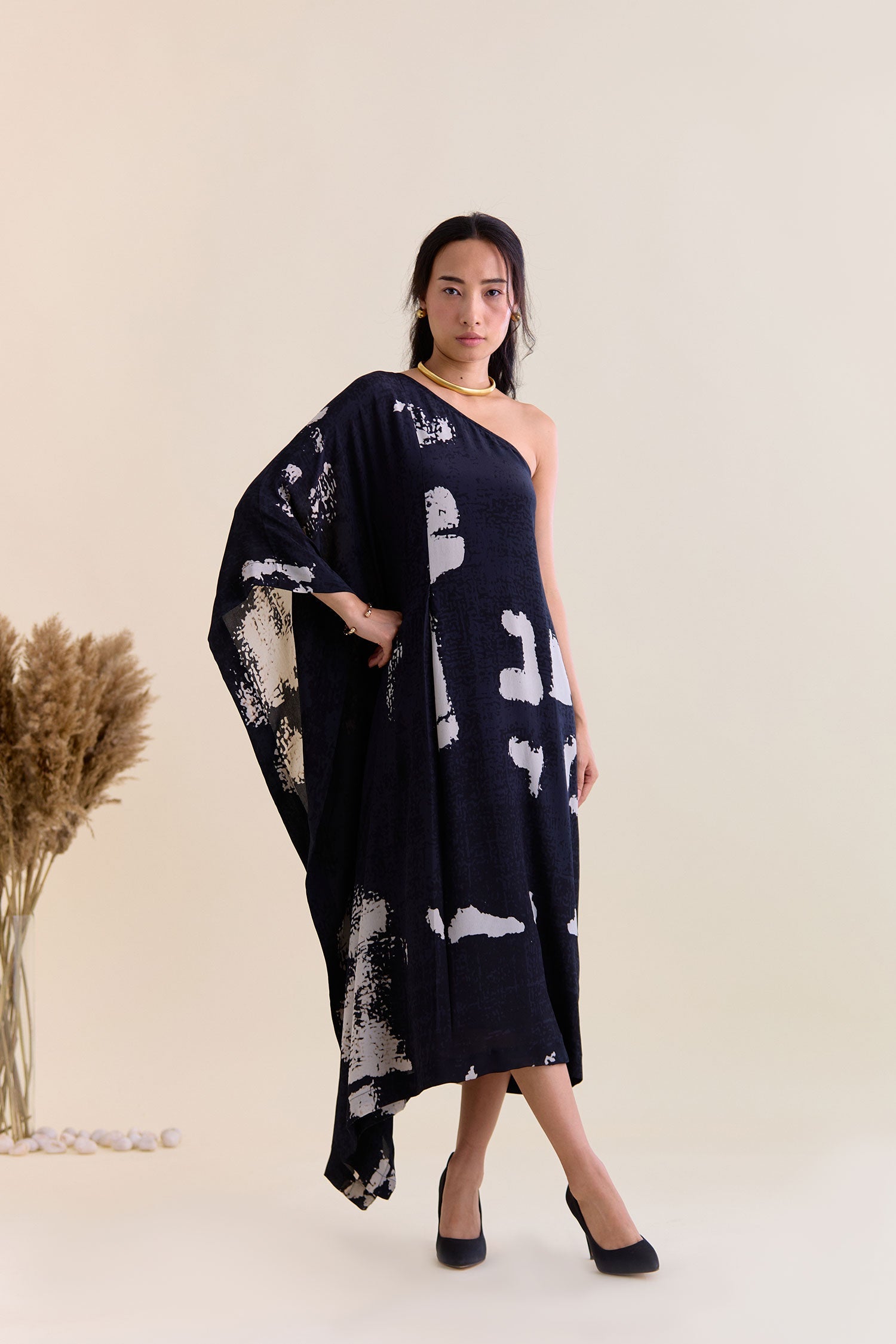 English One Shoulder Mind DressW5BLCRENGDR-01