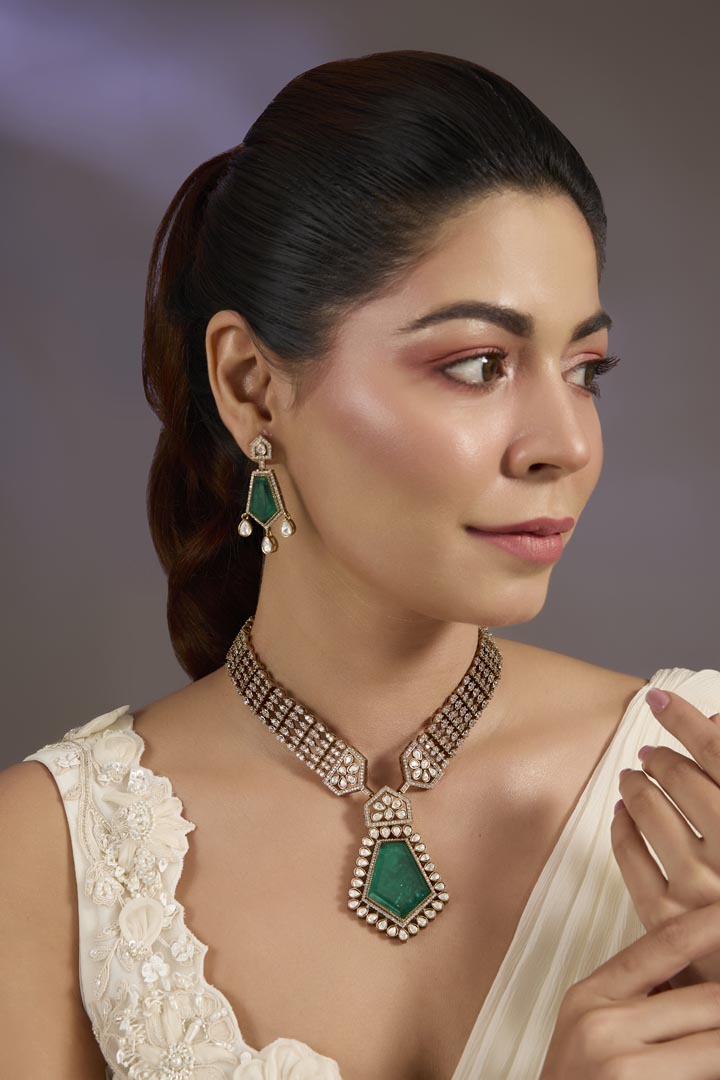 Emerald Drop Kundan Necklace Set