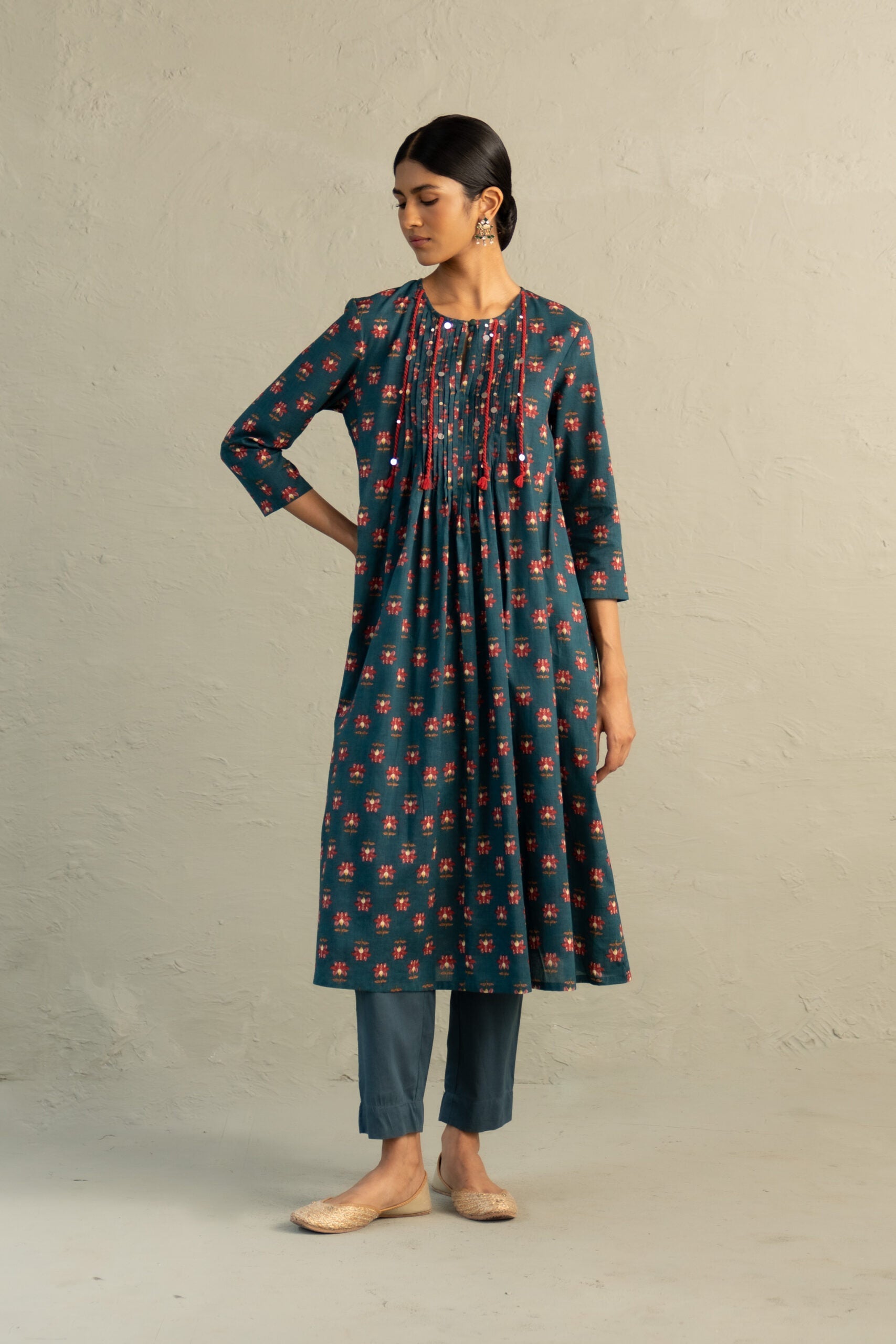 Teal Phool Dori Pintuck Kurta Set