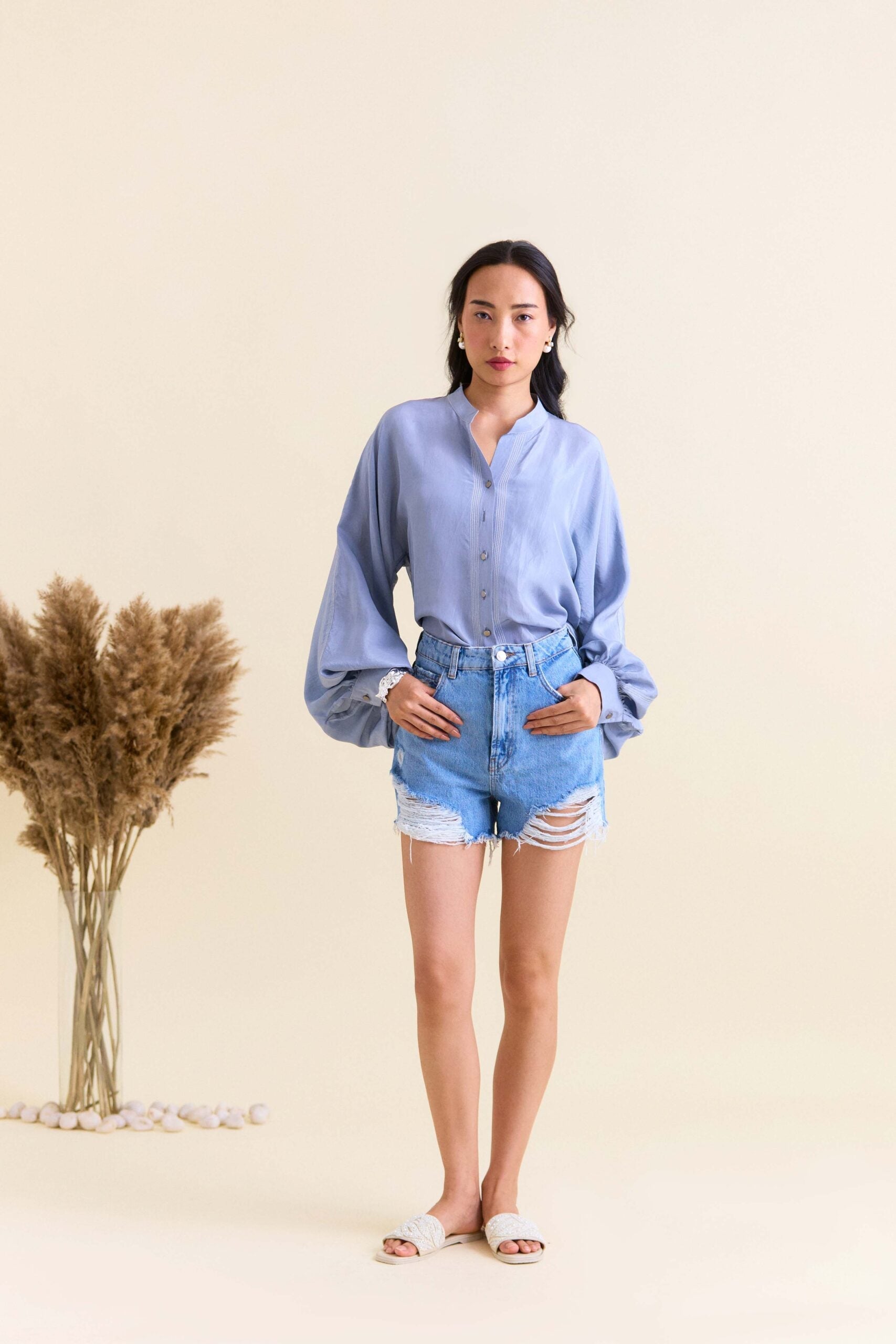 Let me be free shirtW21WN-21 Grey