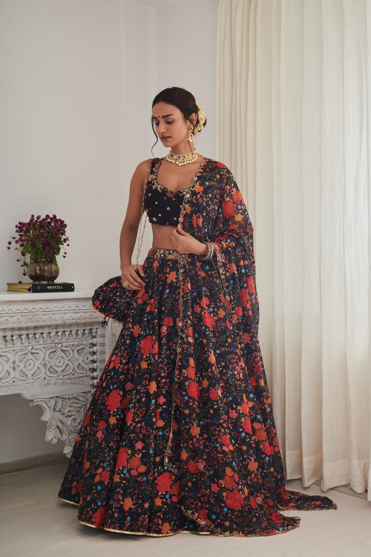 Shaam Sundr Lehnga Set