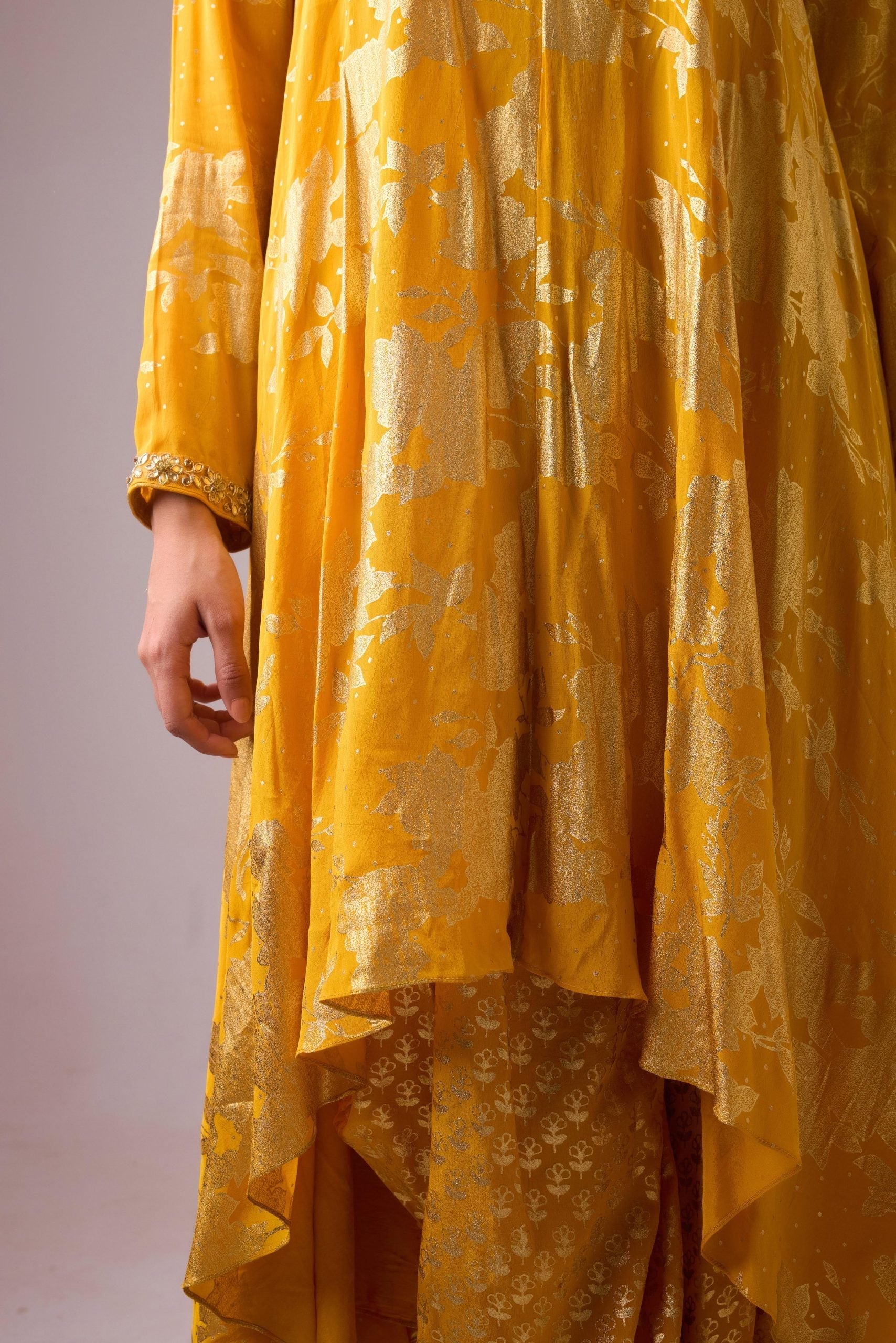 Long asymmetrical foil printed kurta