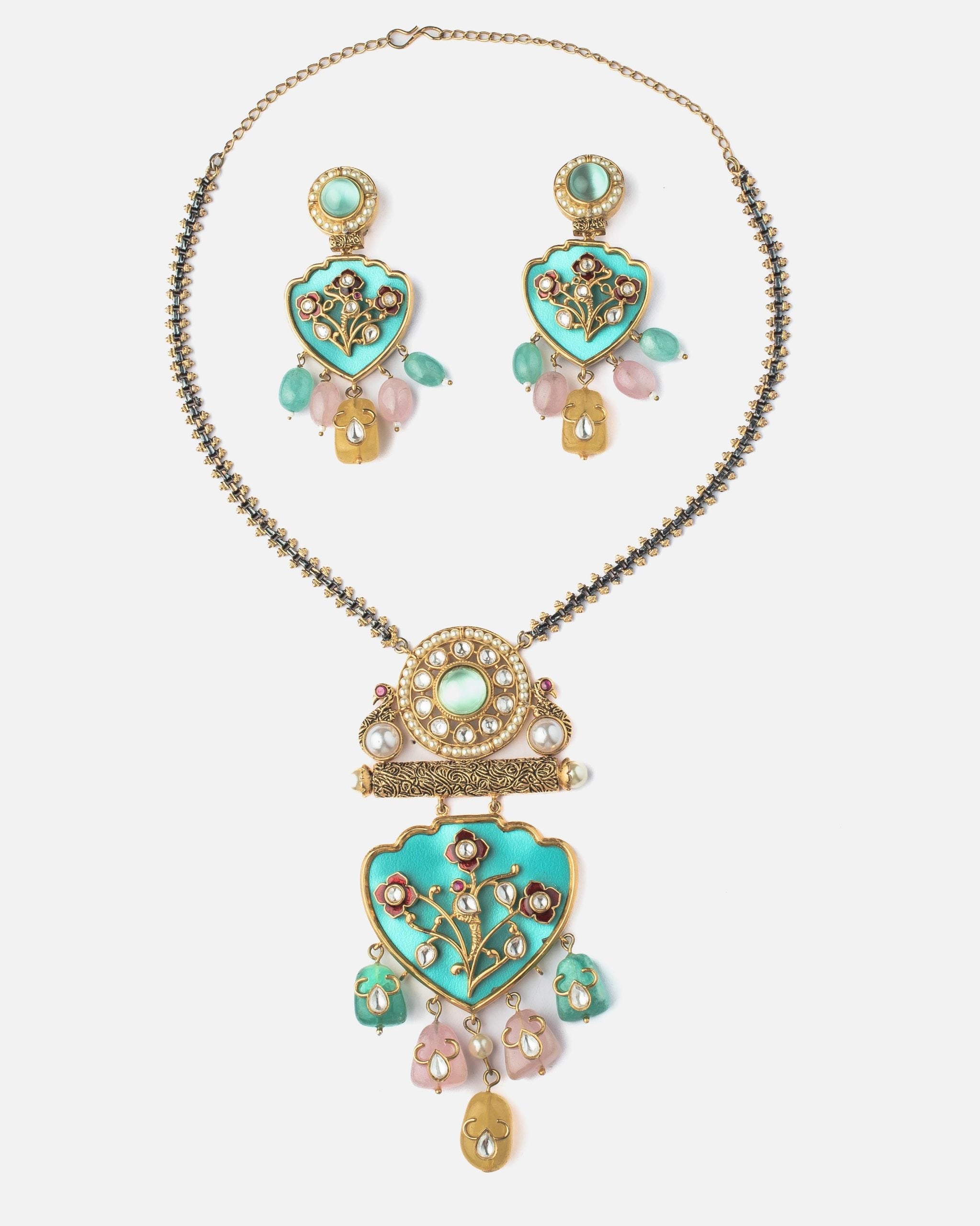 vivinia BY VIDHI MEHRA Saadgi Blue & Multi Womens Contemporary Short Necklace Set with Pair of Earrings (Freesize)