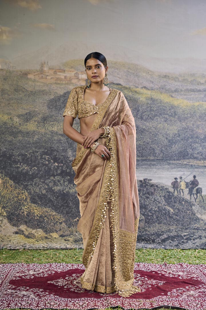 Trinaya Saree Set