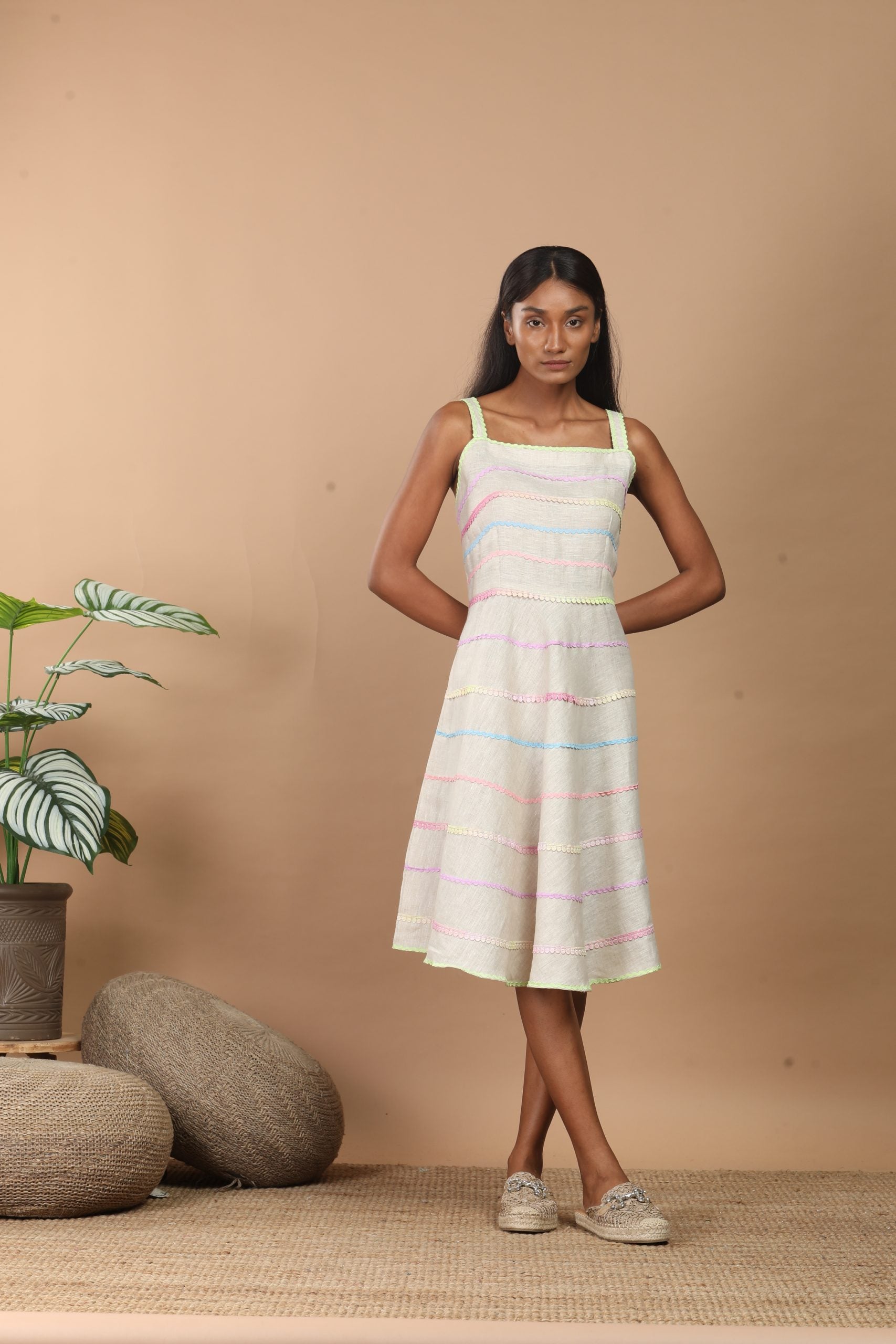 Spaghetti lace dress