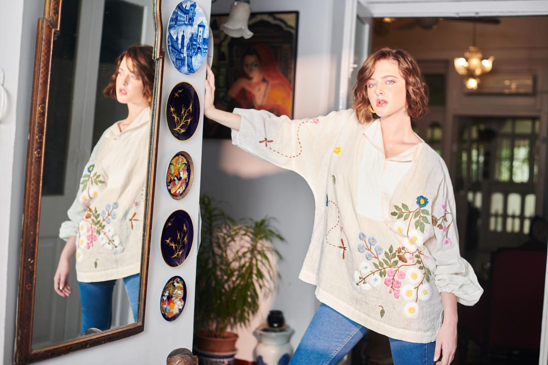 IVORY LILA TOP