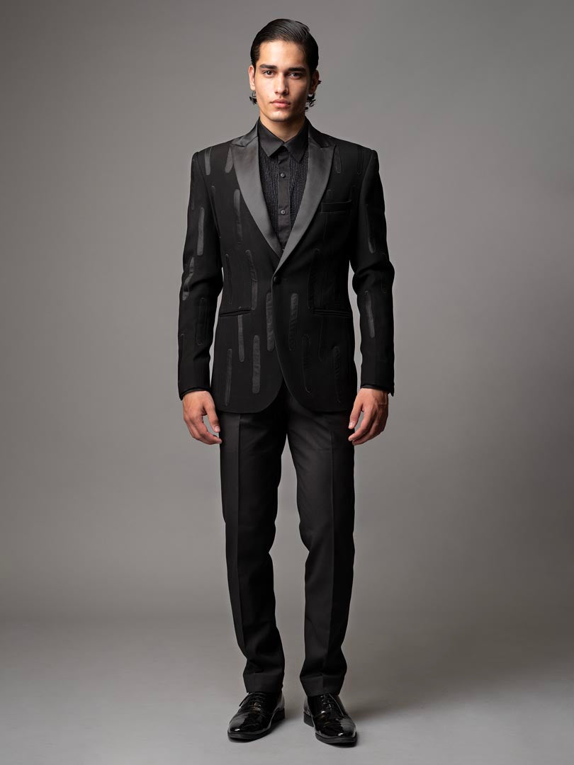 Solen embroidered blazer set