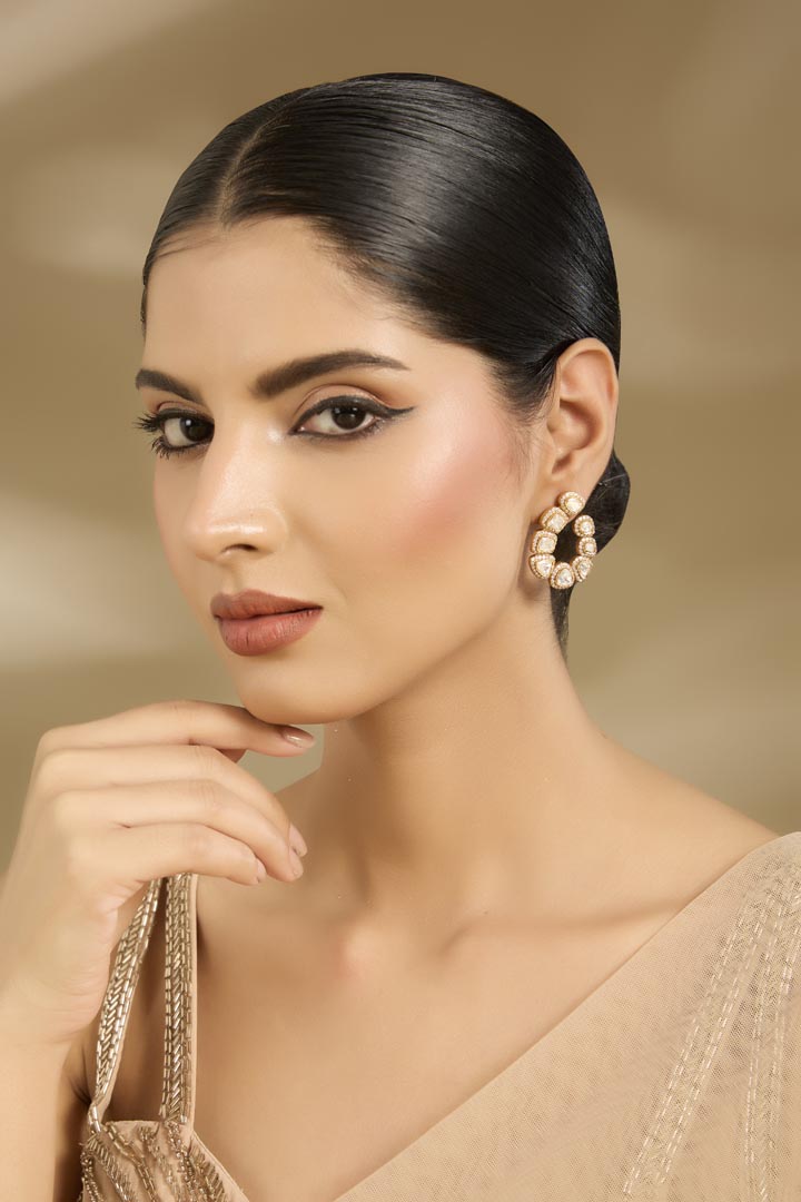 Elegant Pearl Cluster Stud Earrings