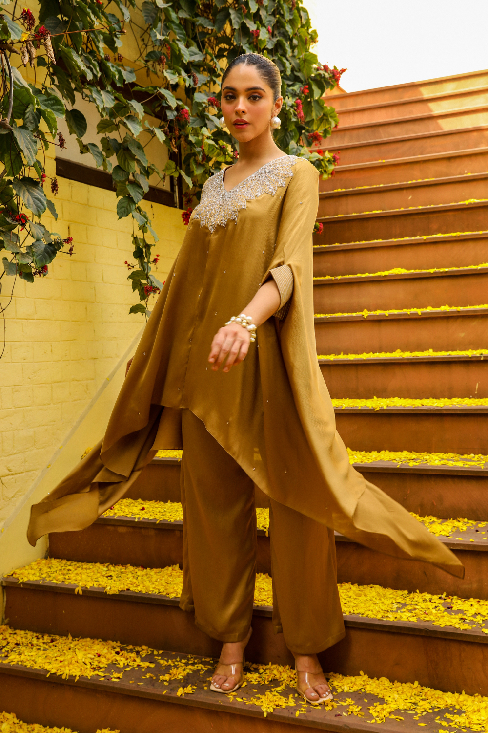 Honey Gold Gauri Co-ord Set - Leaf Dori Embroidered Kaftan