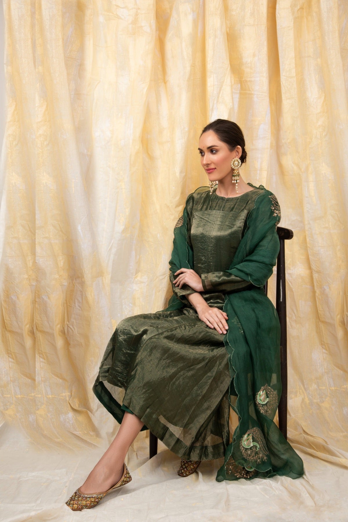 Stripe zari kurta set