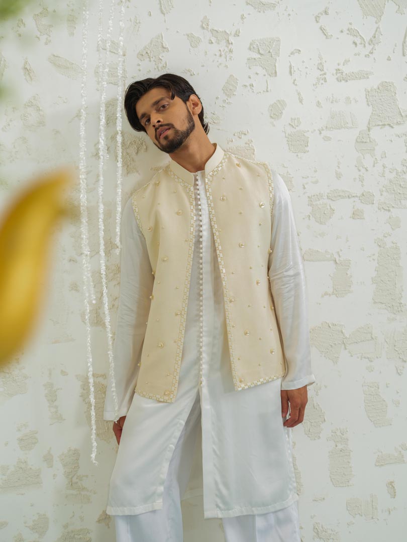 Cream button Bundi set