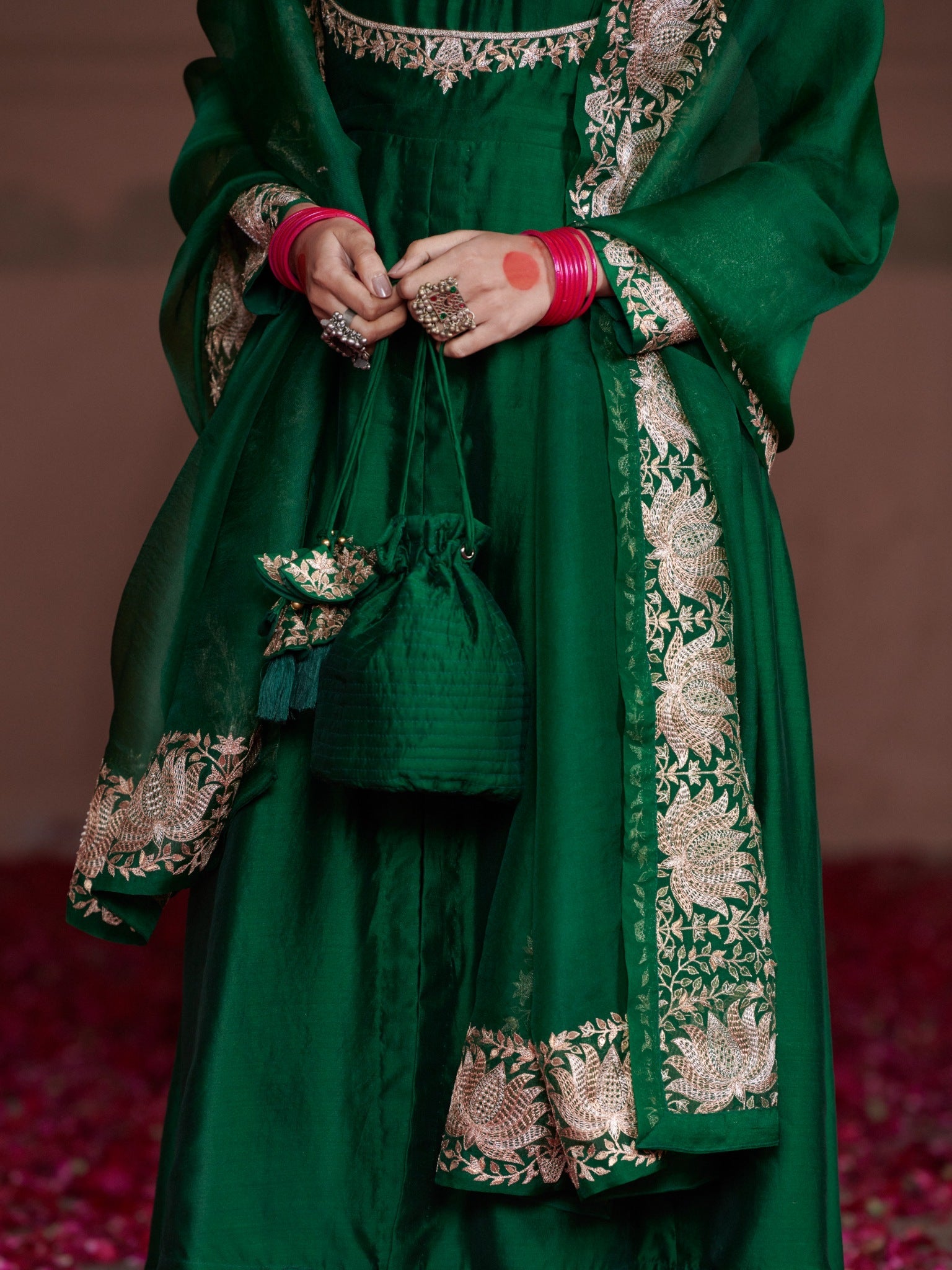 lotus mughal anarkali