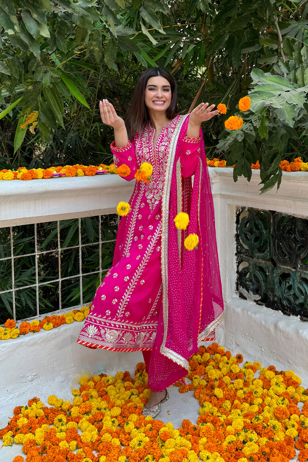 Golconda Aarohi Ag Set - Auraya Fashion 