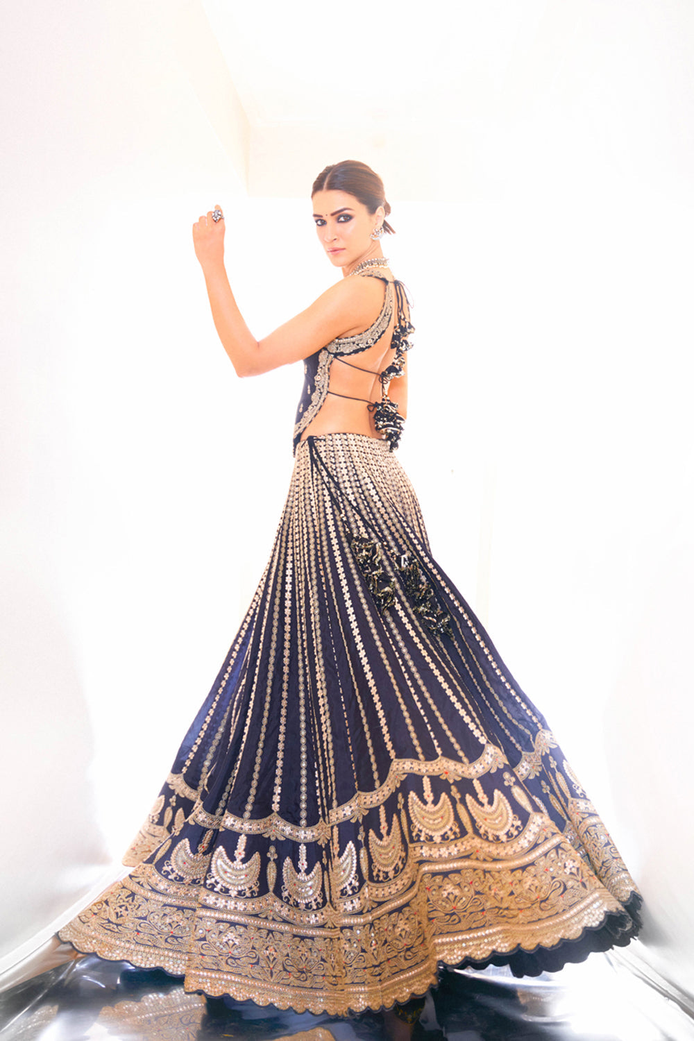 Golconda Kriti Lehenga Set - Auraya Fashion - Gopi Vaid - 