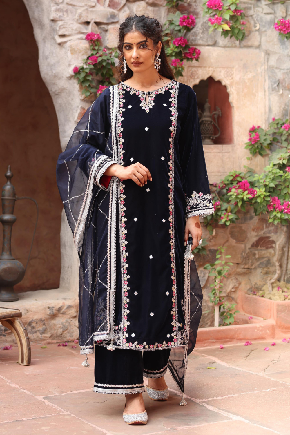 Navy Blue Velvet Embroidered Kurta Set with Organza Dupatta