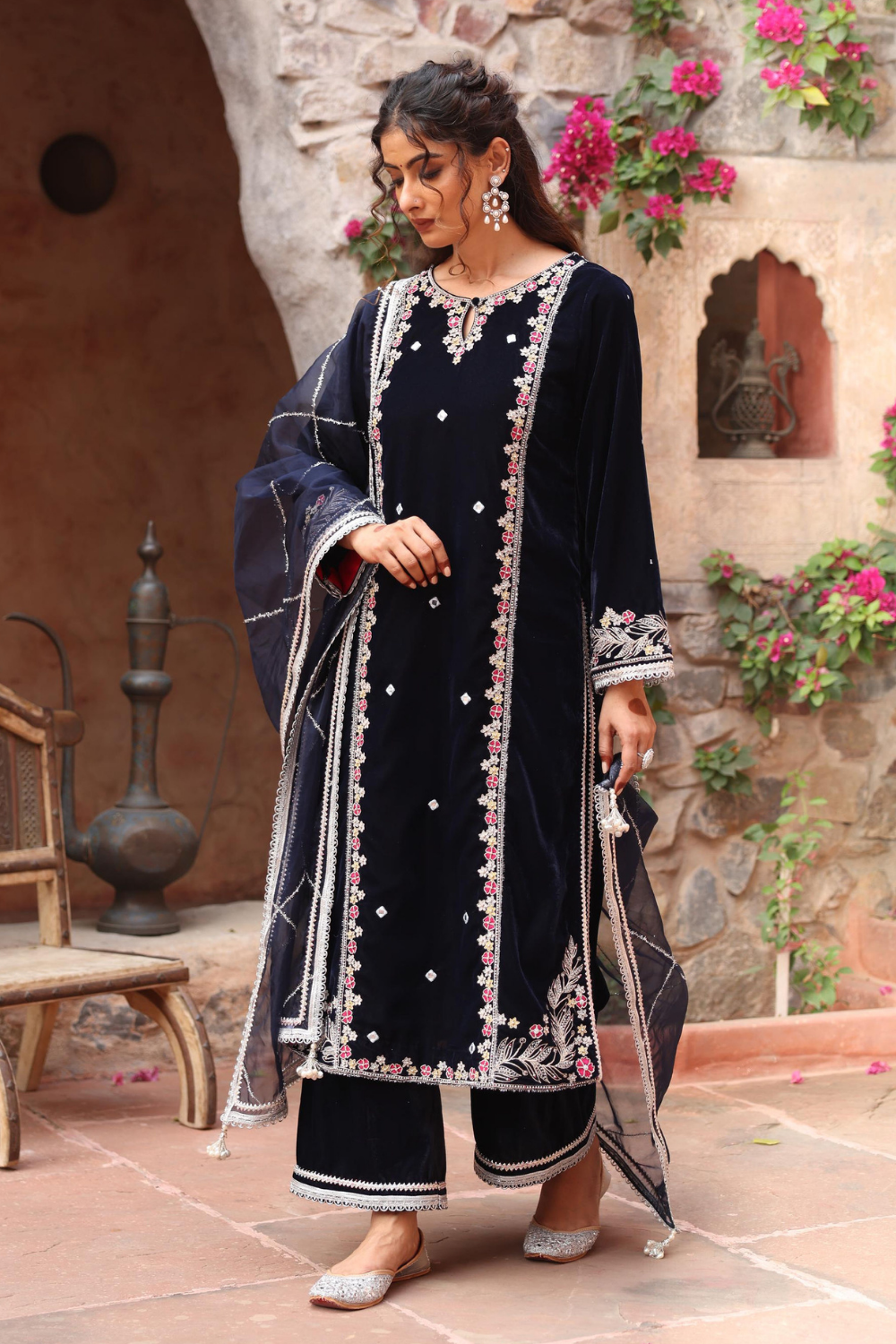 Navy Blue Velvet Embroidered Kurta Set with Organza Dupatta