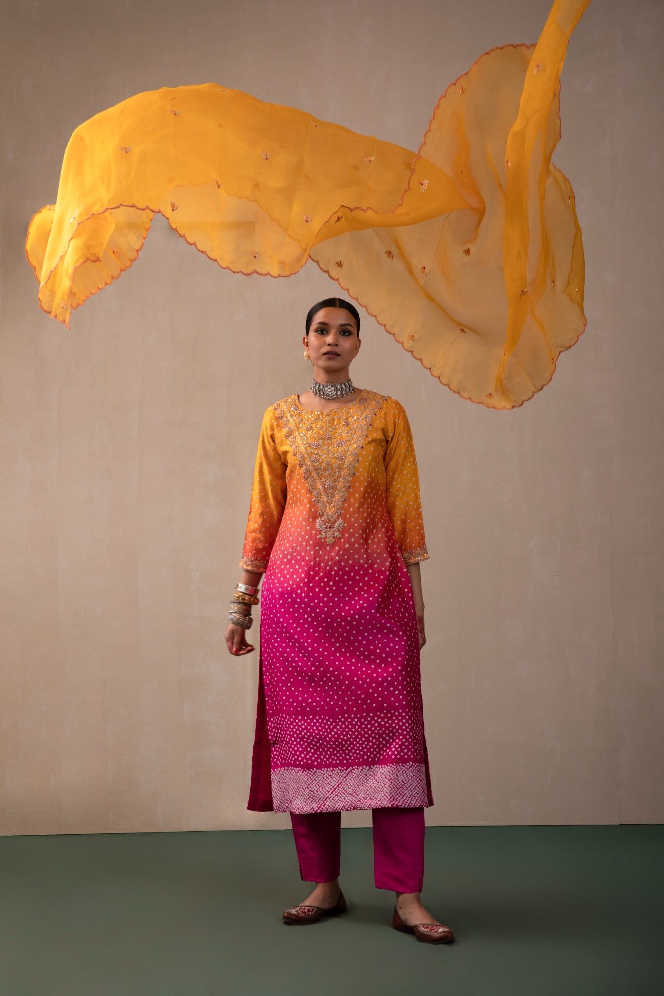ommbre bandhni suit