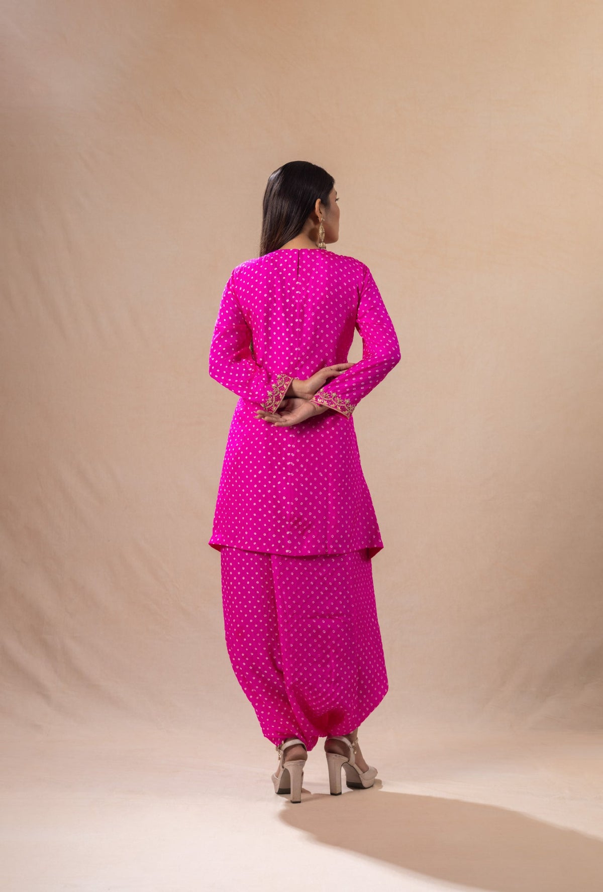 bandhni short kurta with drape trouser