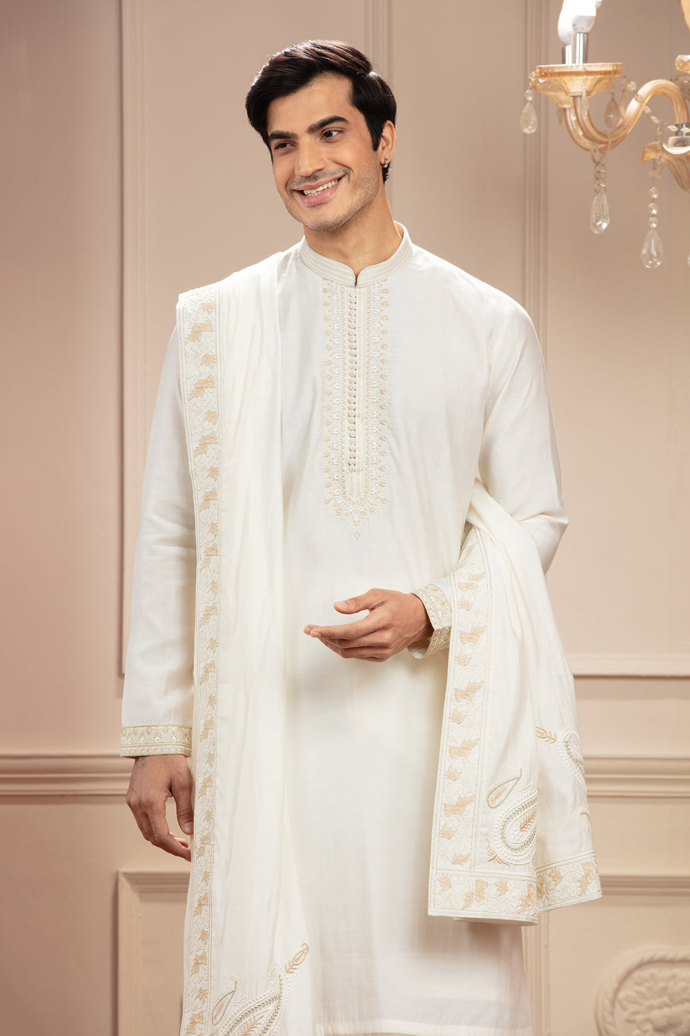 Alabaster White Banarasi Silk Kurta With Resham Work And Matching Dupatta - Auraya Fashion -  - #tag1# - #tag2# - #tag3# - #tag3#