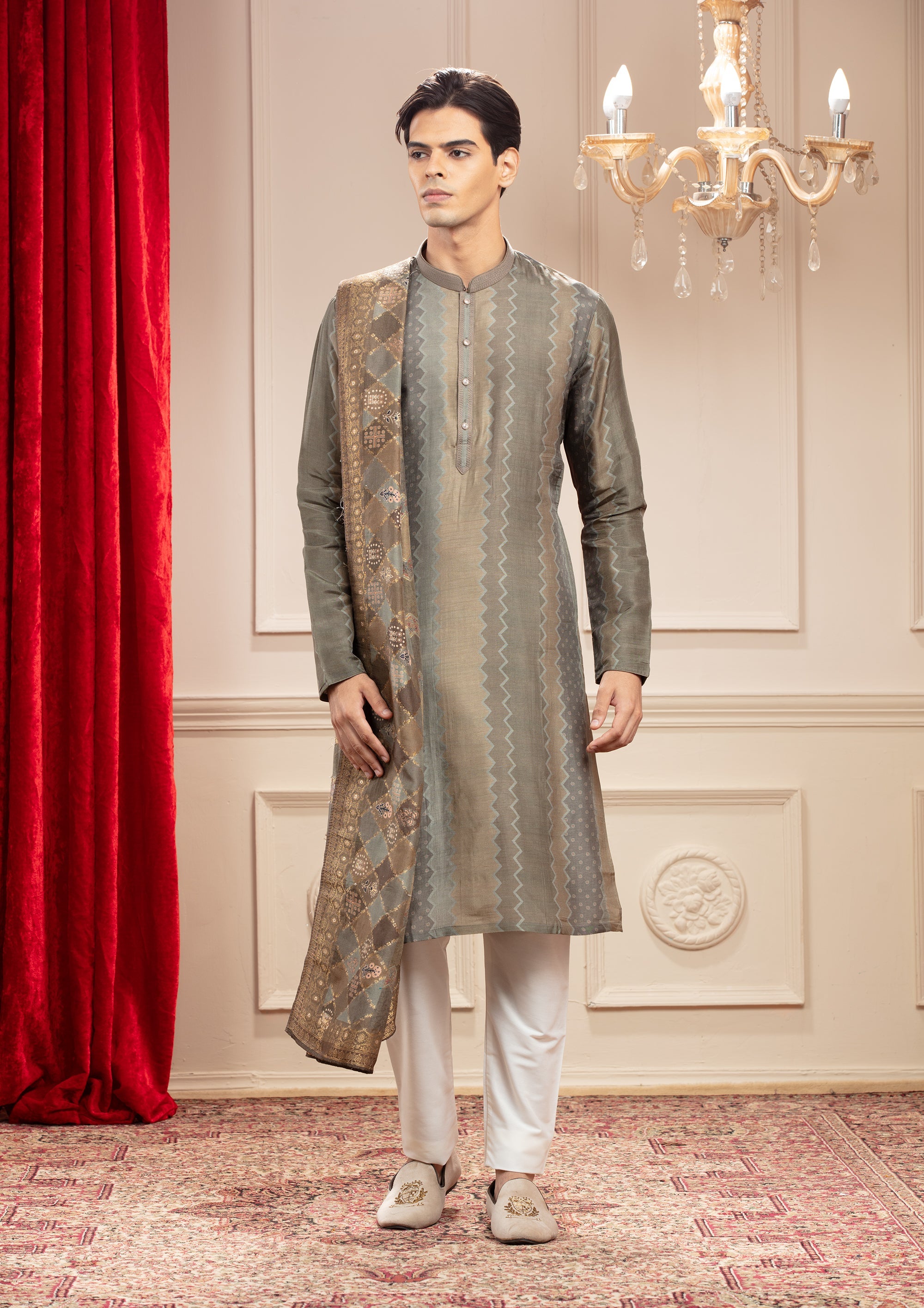 Mehendi Green Printed Banarasi kurta pajama Set with Matching Dupatta