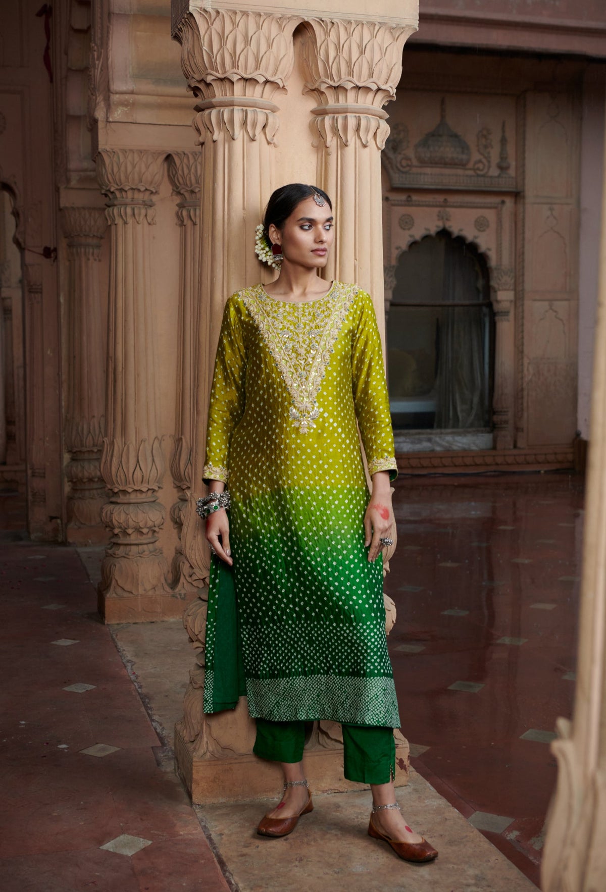 ommbre bandhni suit