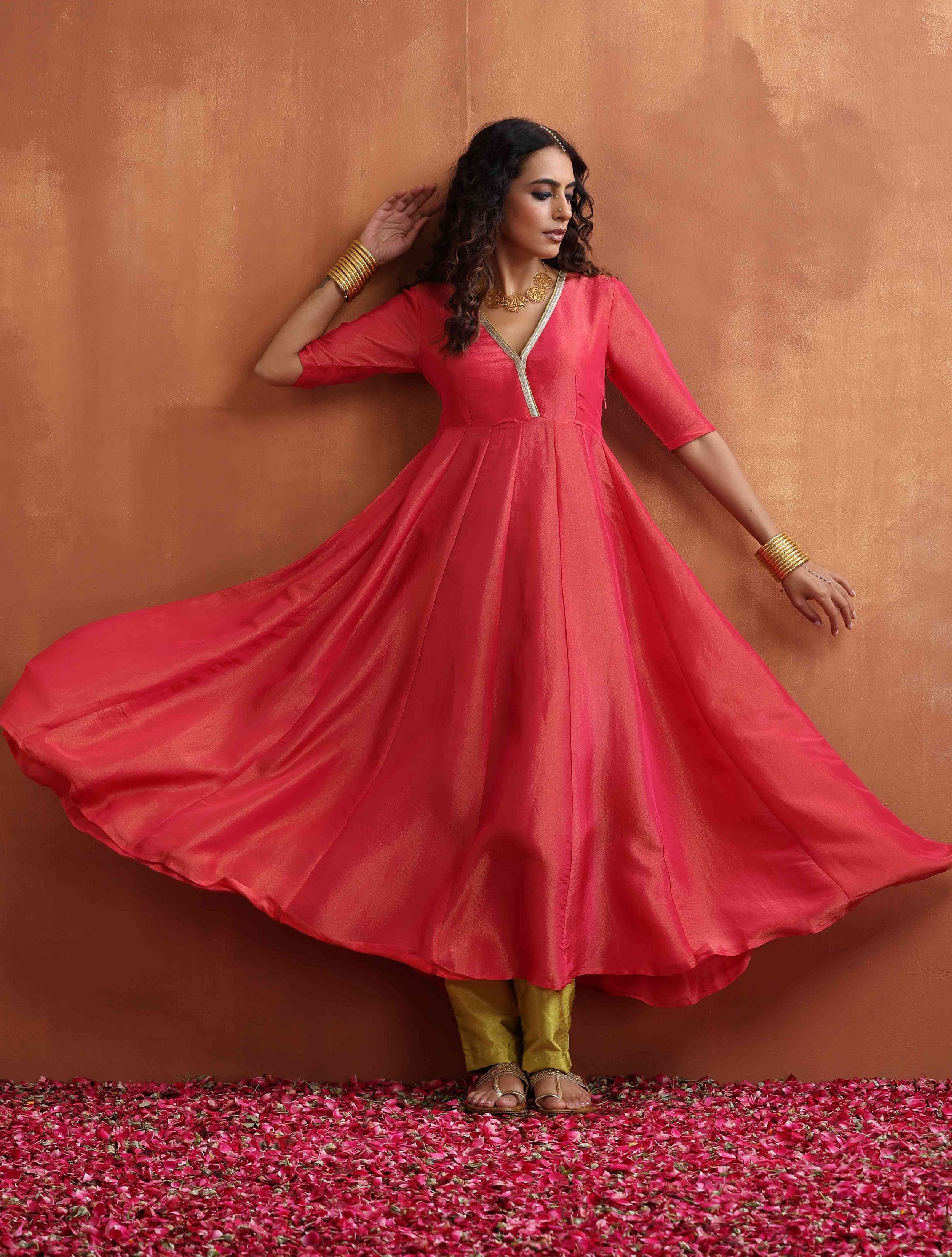 trueBrowns Hot Pink Tissue Flared Arkali Kurta Set