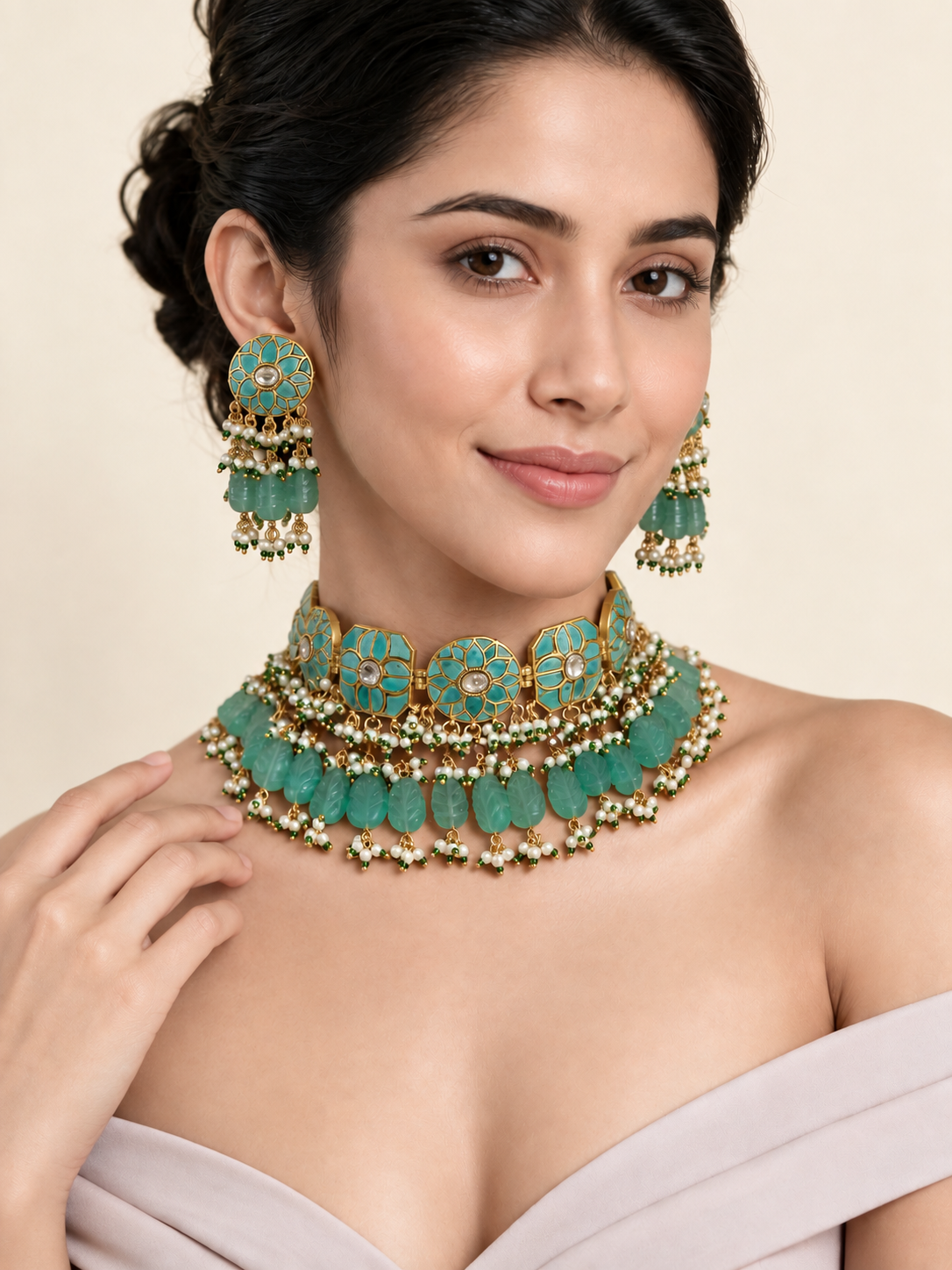 Turquoise Floral Beaded Necklace Set