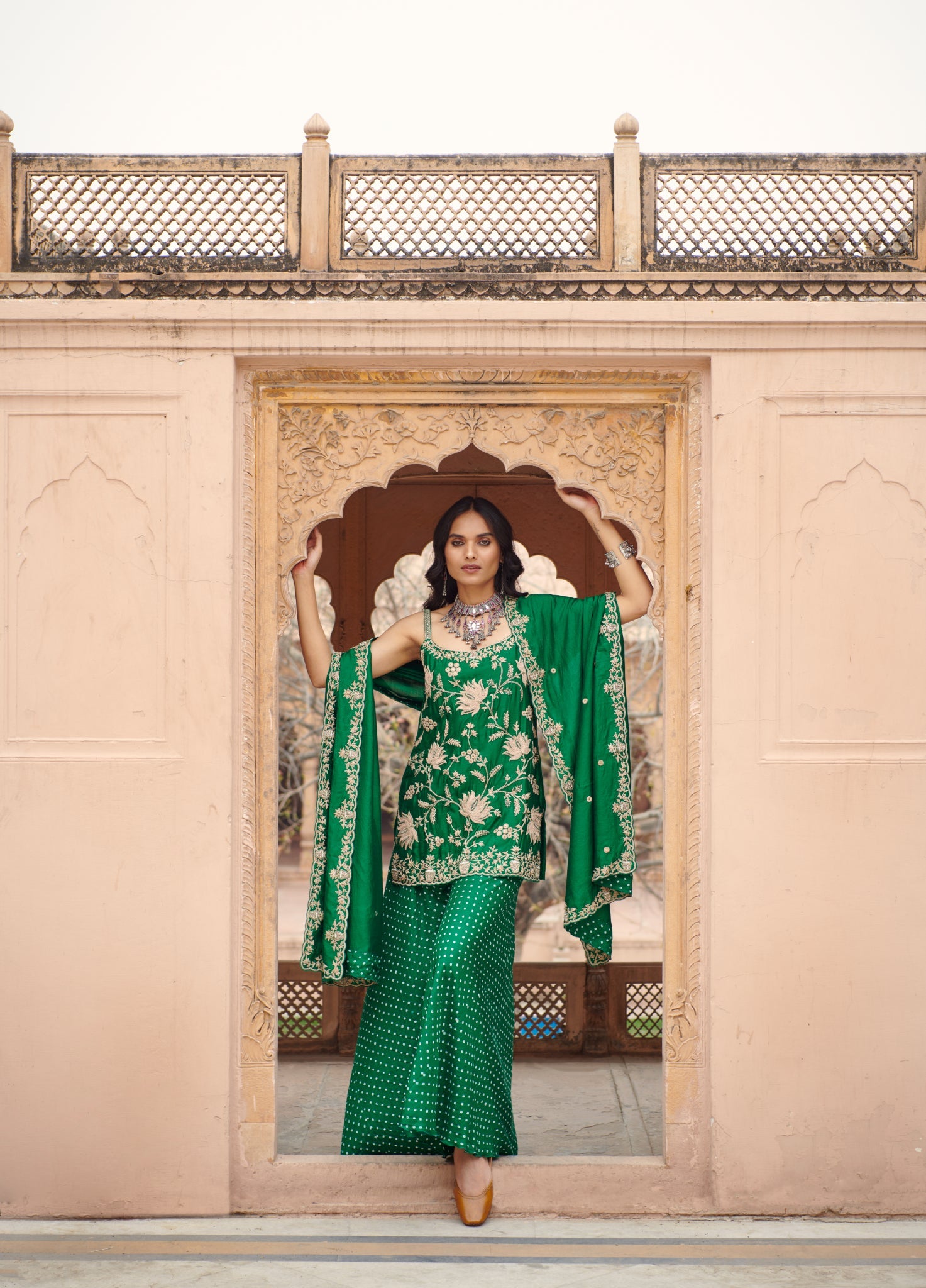 sleeveless lotus sharara