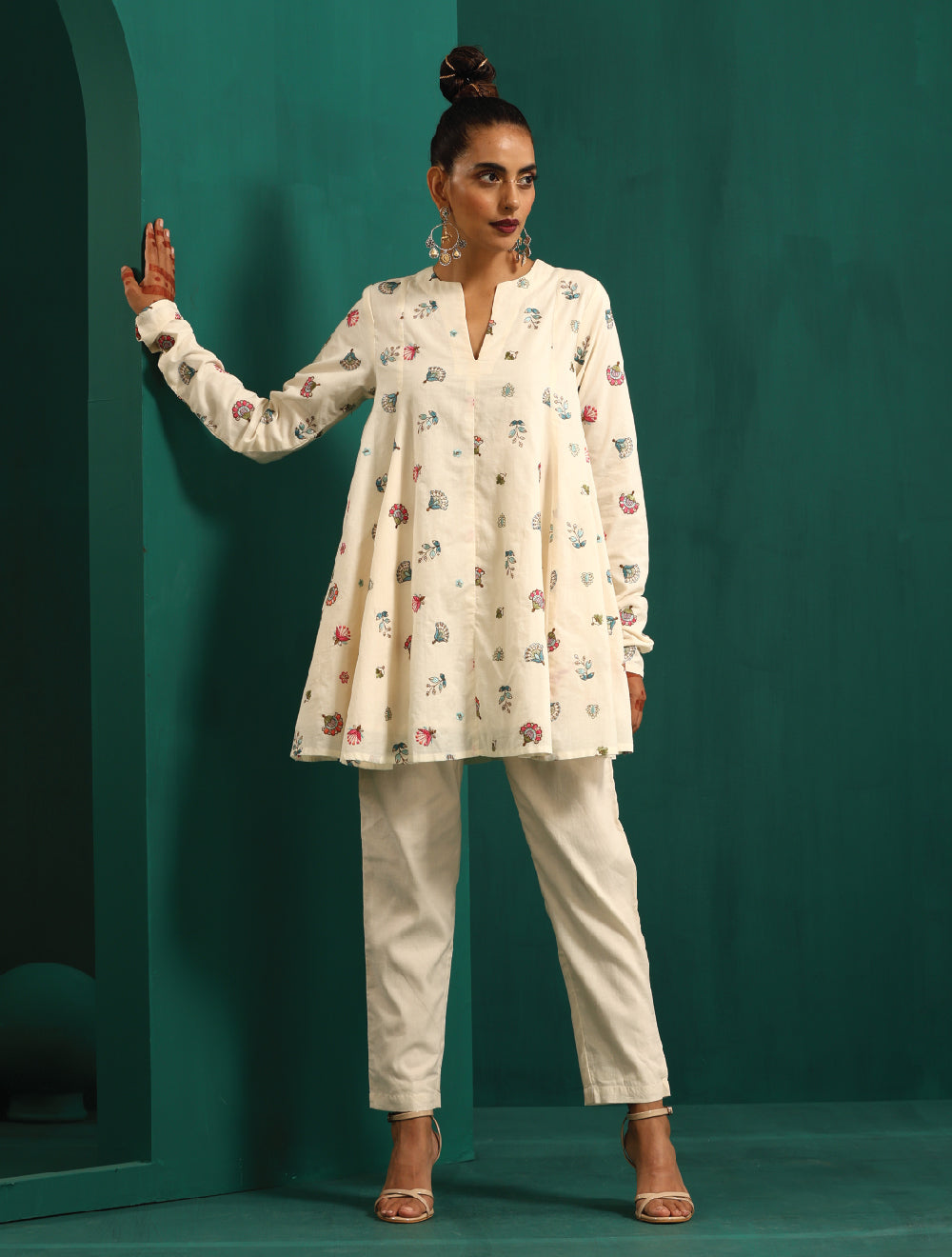 trueBrowns Ivory Floral Embroidered Flared Co-ord Set
