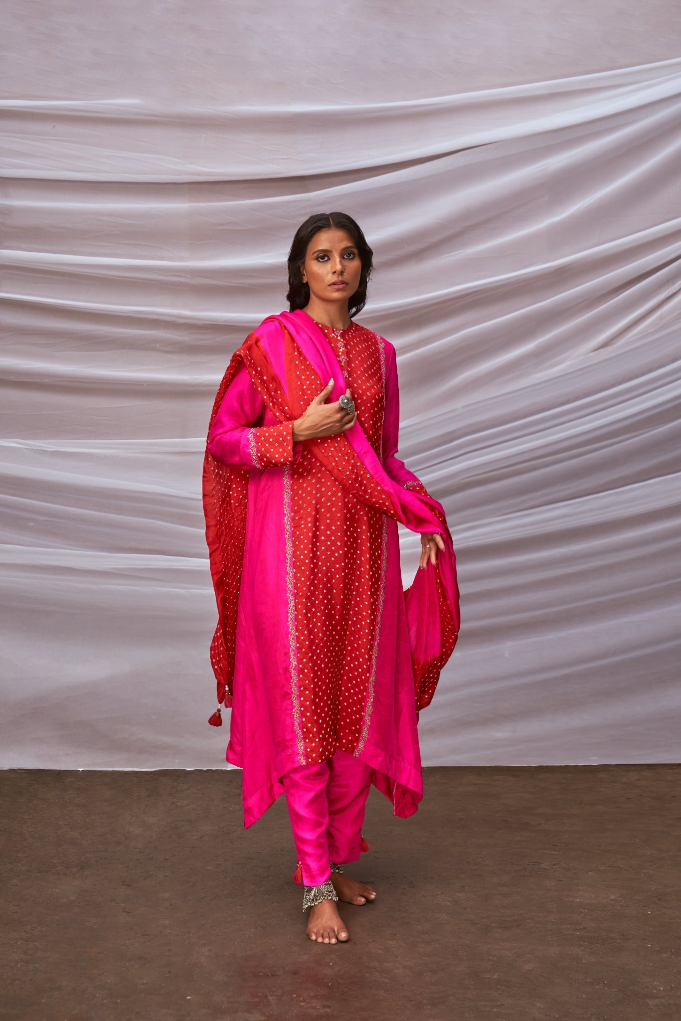 Tie & Dye Bandhani Panelled Kurta Set With Zari Work
