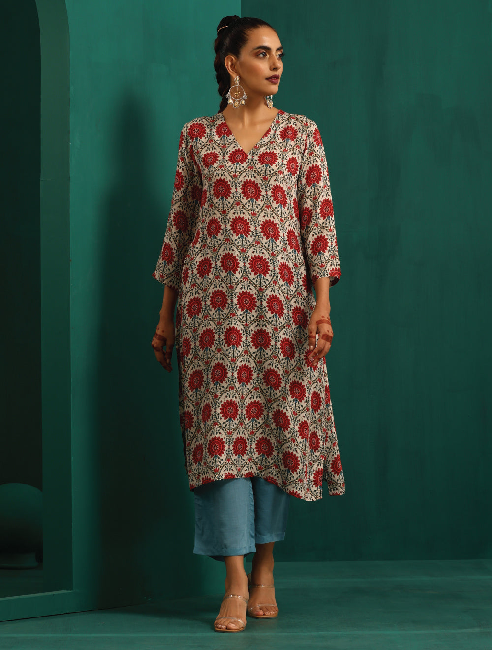 trueBrowns Ivory Red Circle Floral Muslin Silk Printed V-Neck Kurta Pant Set