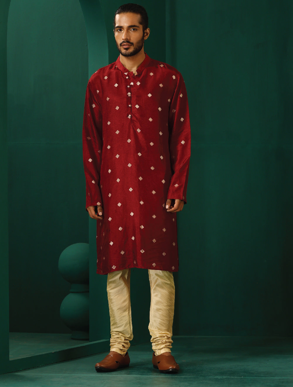 trueBrowns Men Maroon Diamond Viscose Silk Long Kurta