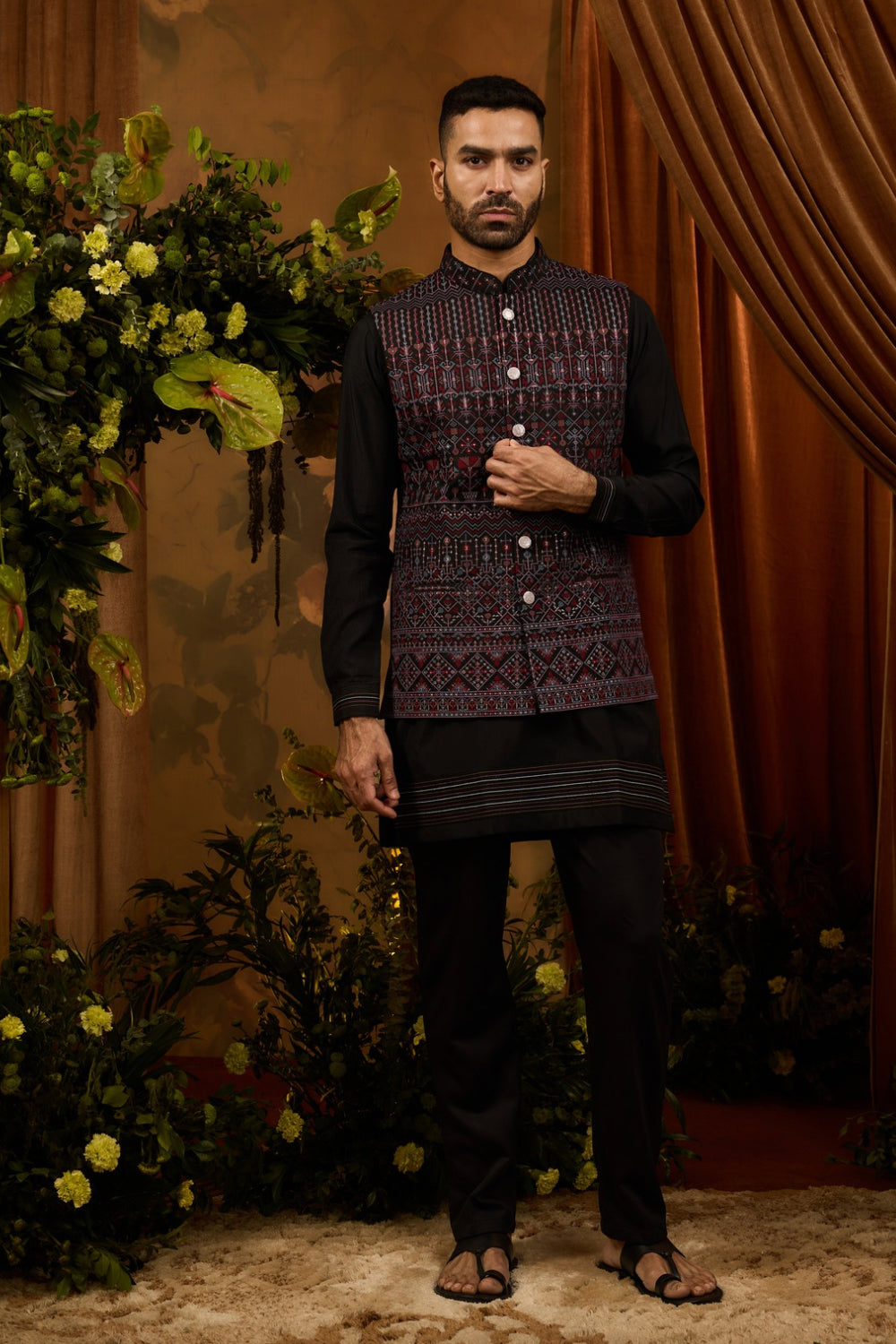 Black silk kurta set with multicolour thread embroidery