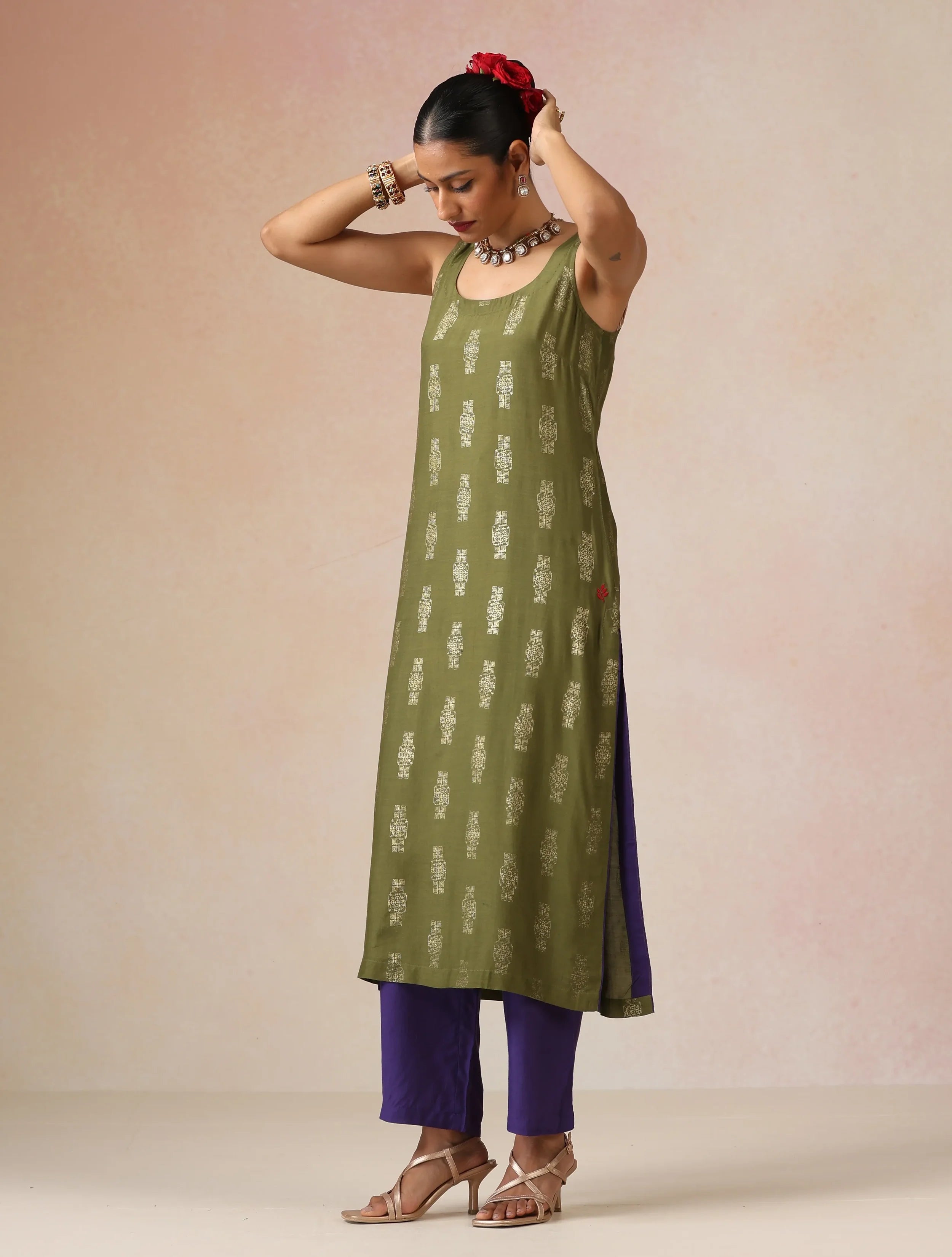 trueBrowns Olive Green Gold Foil Print Muslin Silk Sleeveless Straight Kurta Set