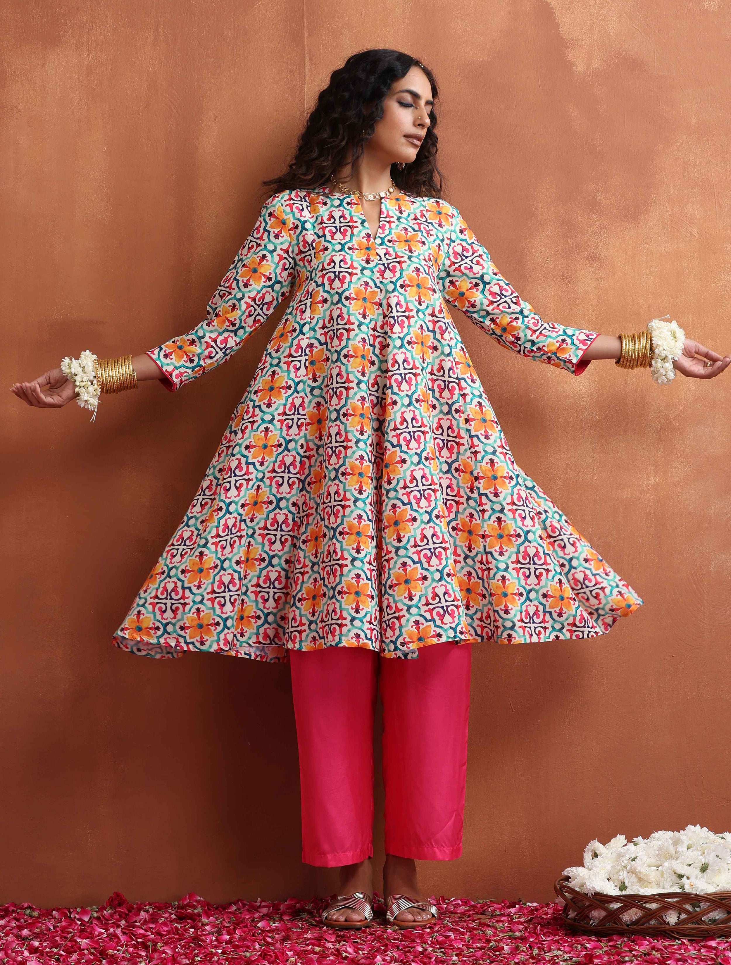 trueBrowns Off White Print Flared Arkali Kurta Co-ord Set