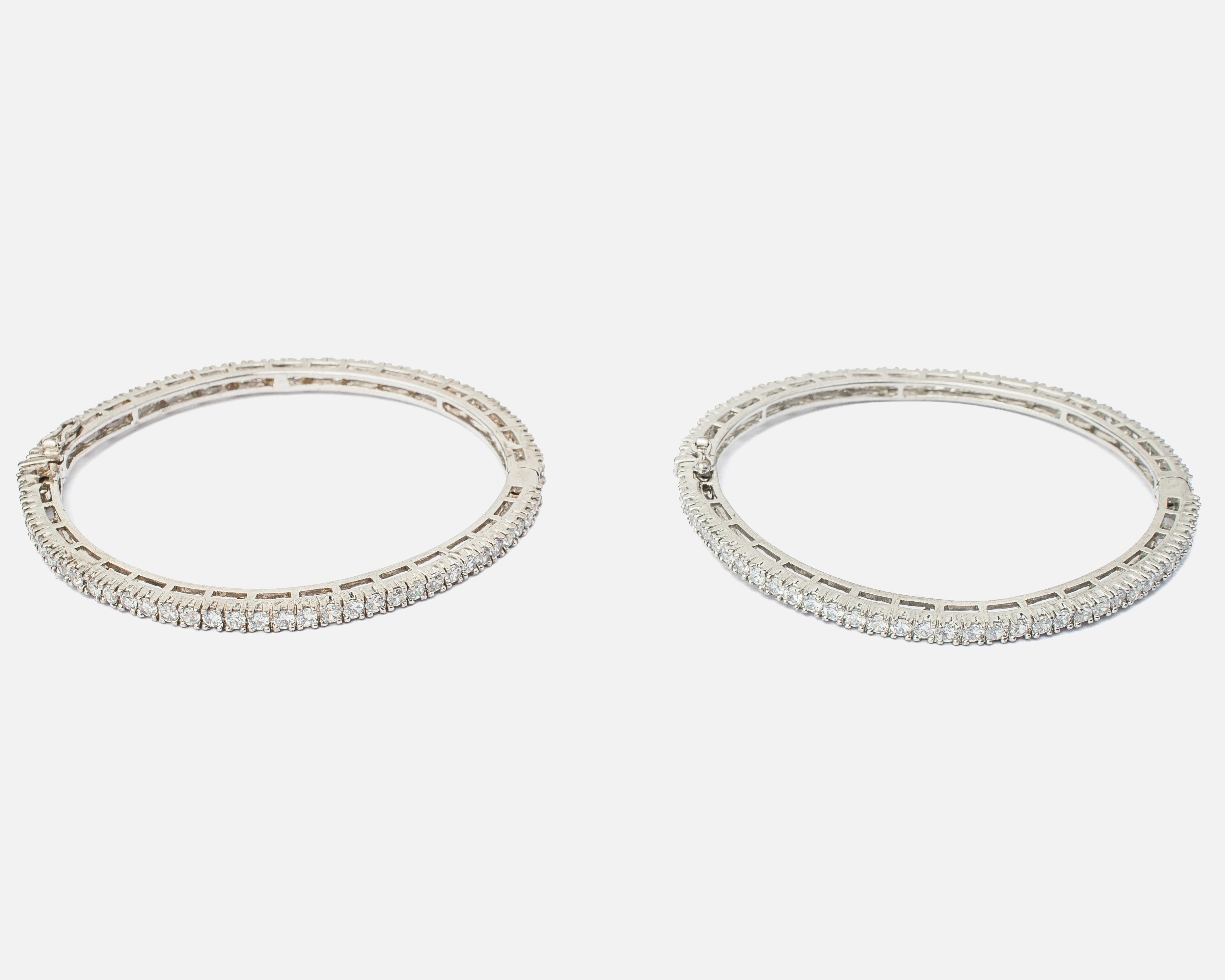 vivinia BY VIDHI MEHRA Zia Silver Plated WhiteWomens Zircon Pair of Bangles (2.4,2.6)