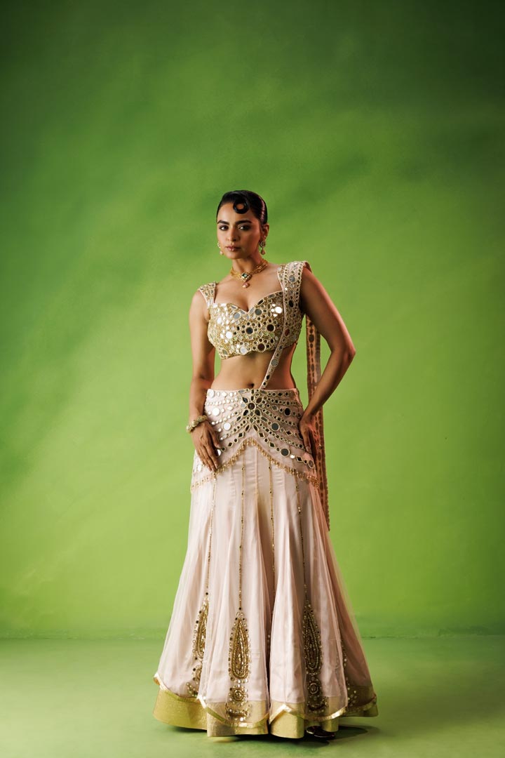 Baby pink mirror work saree set