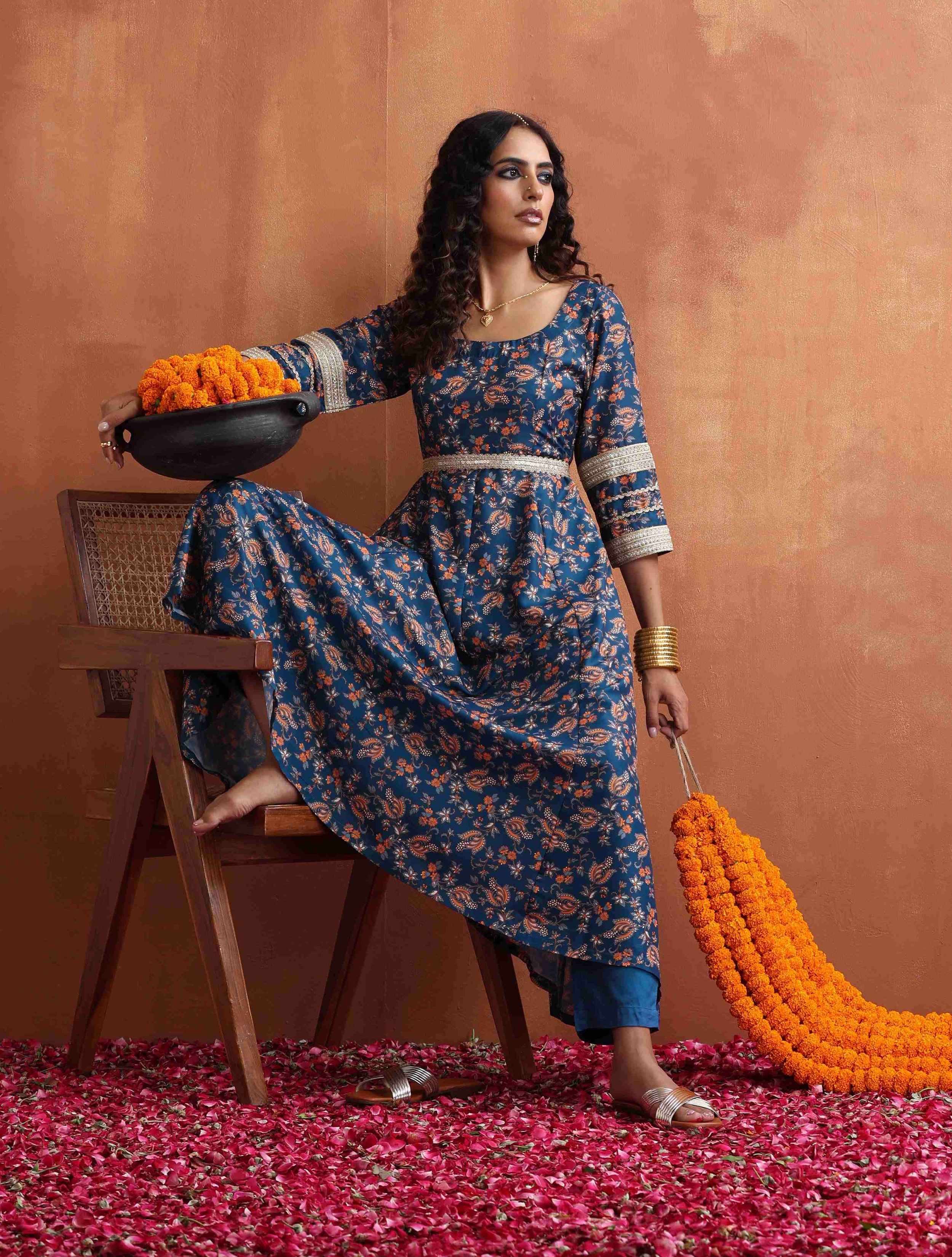 trueBrowns Blue Print Flared Arakali Kurta Set