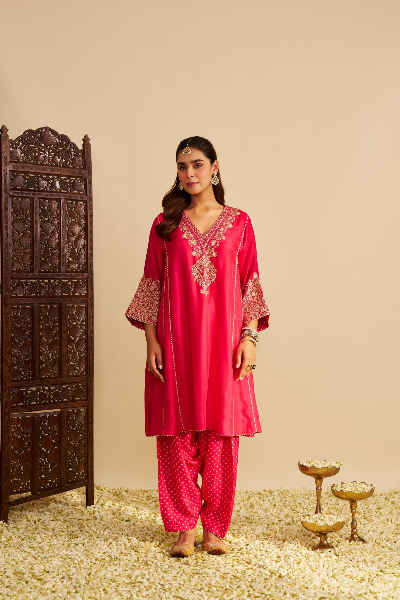 NIYAH - SHORT CHAUGA WITH SALWAR