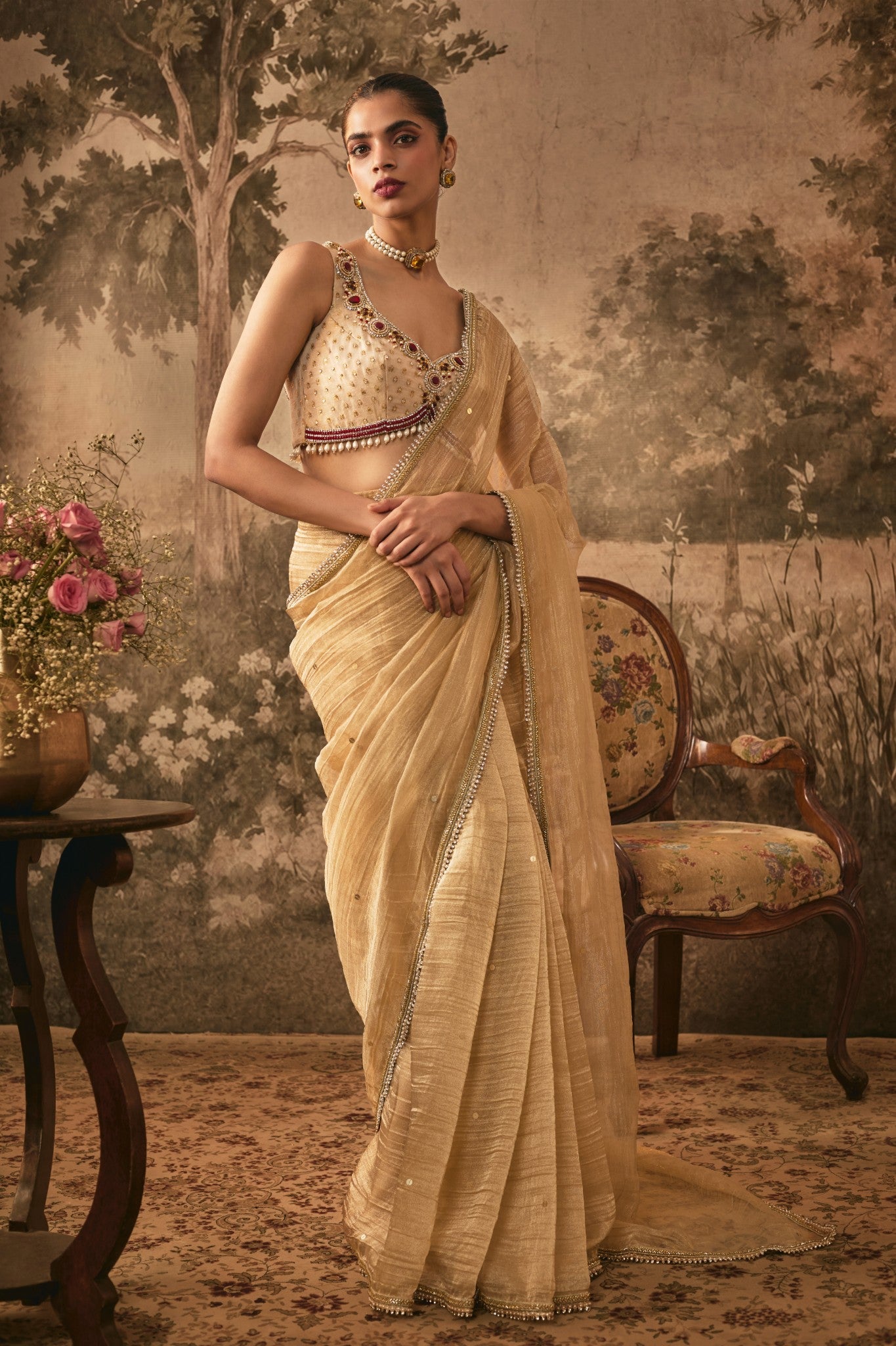 THE CHAMPAGNE GOLD PRE-PLEATED TISSUE SAREE SET