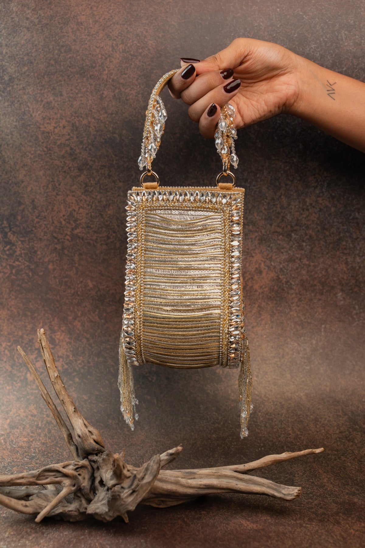 Hinted Beadfall Gold Silver