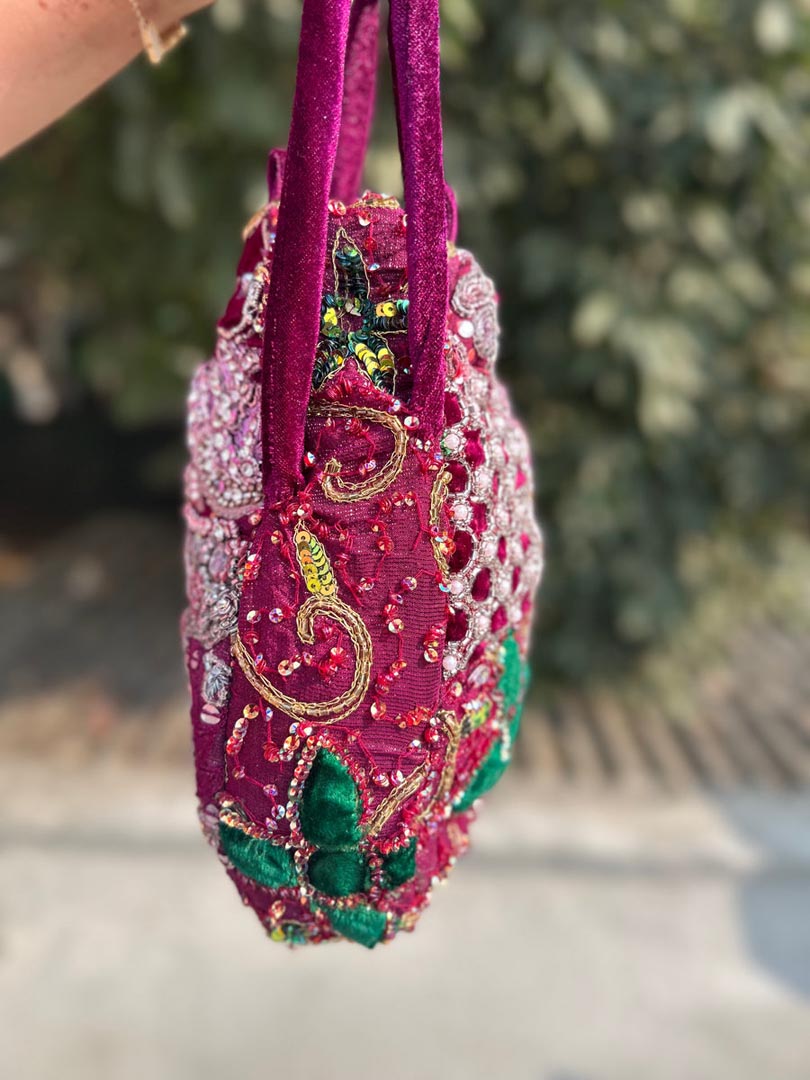 Royal Heirloom Embellished Potli Bag - Luxury Handcrafted Accessory