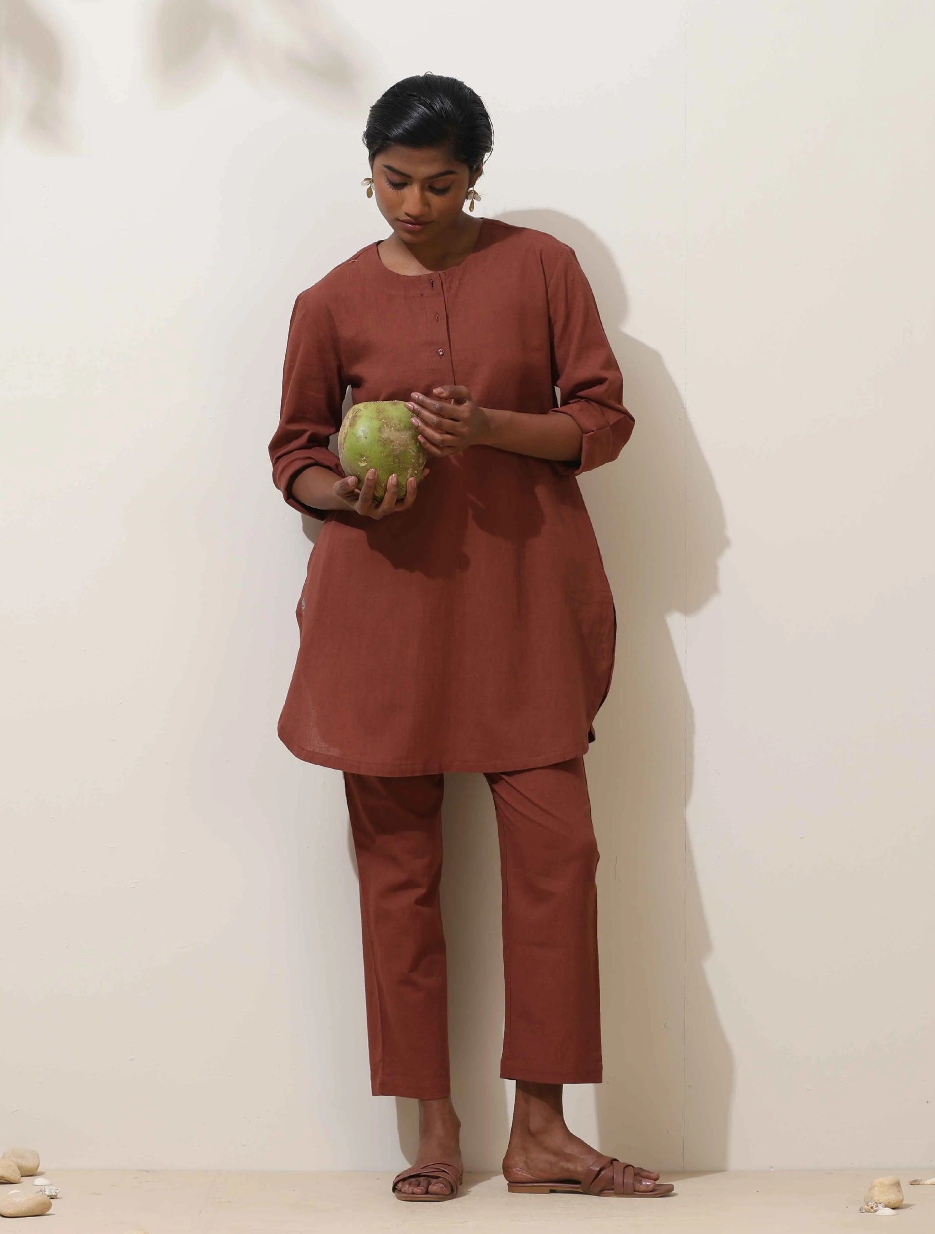 trueBrowns Brown Cotton Linen Kurta Co-Ord Set