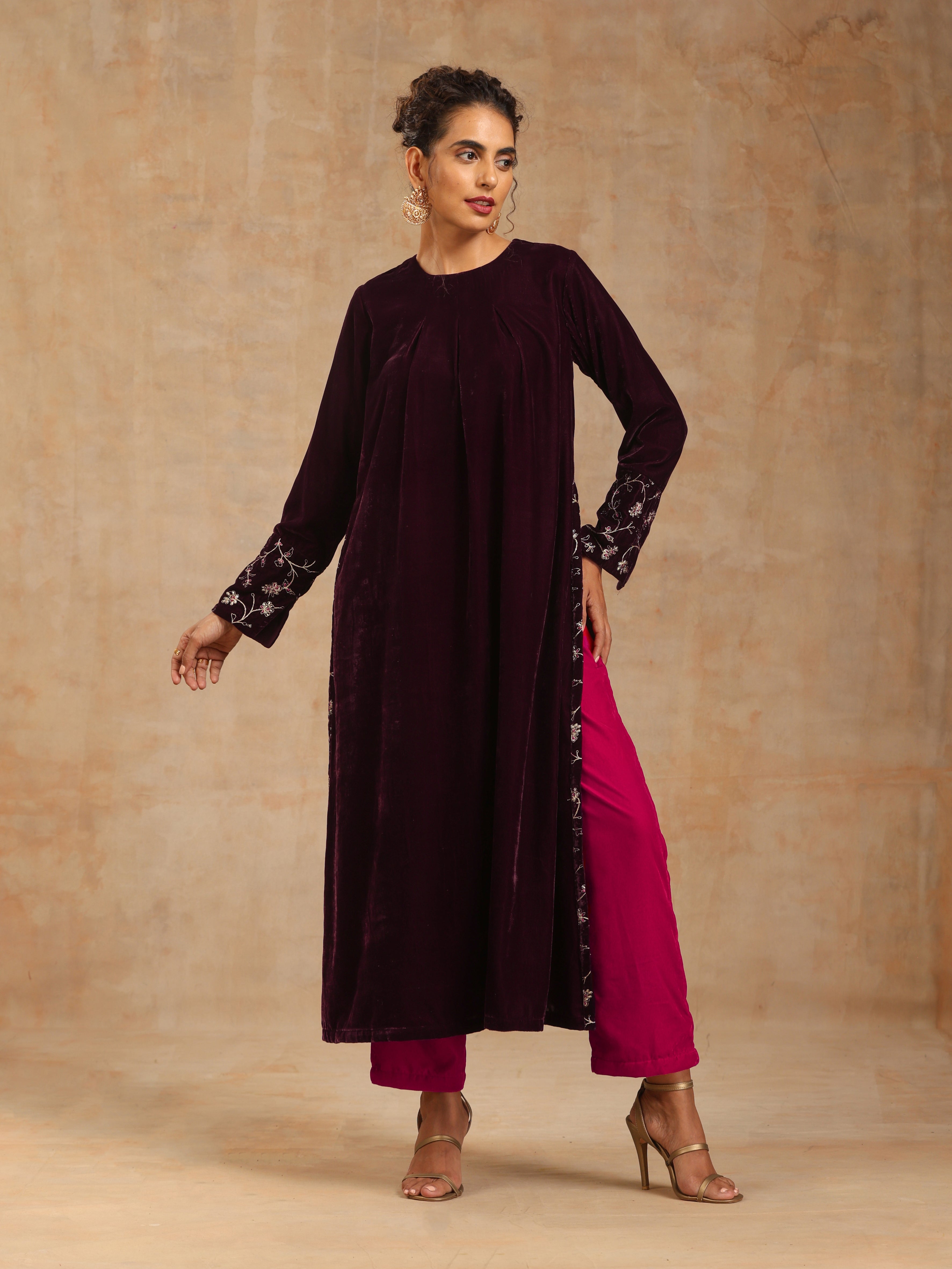 trueBrowns Wine Velvet Embroidered Kurta