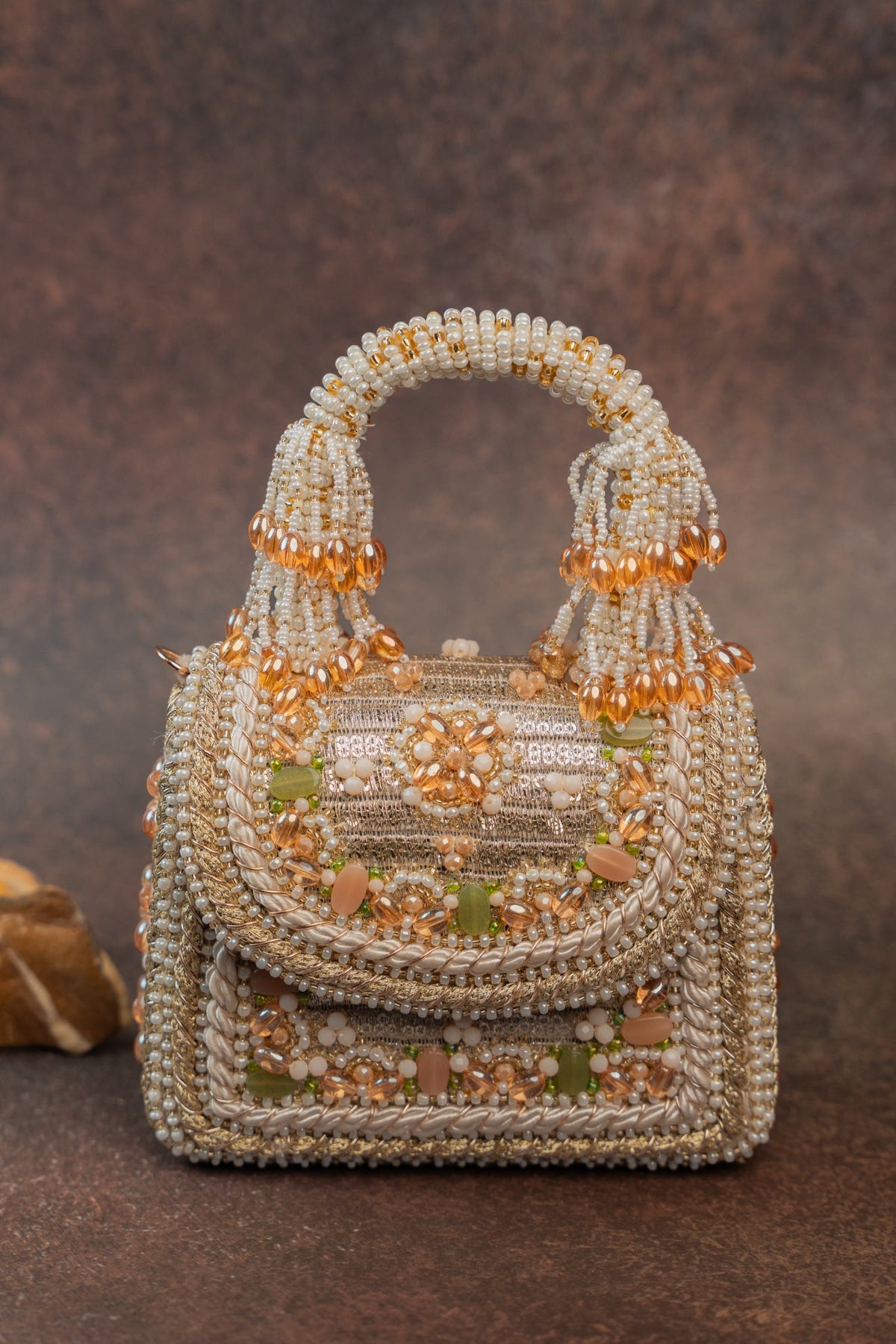 Empress Charm Gold