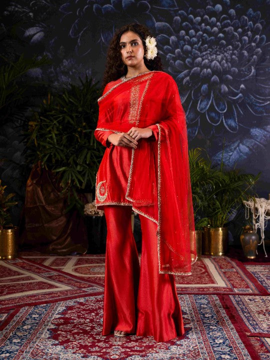 red moon suit set - image 1