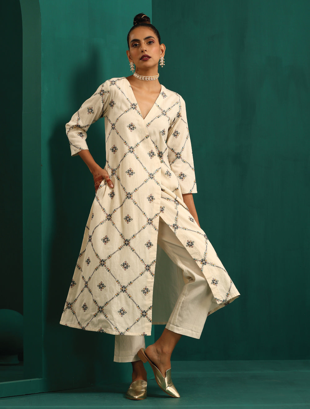 trueBrowns Ivory Rhombus Cotton Angrakha Kurta Pant Set